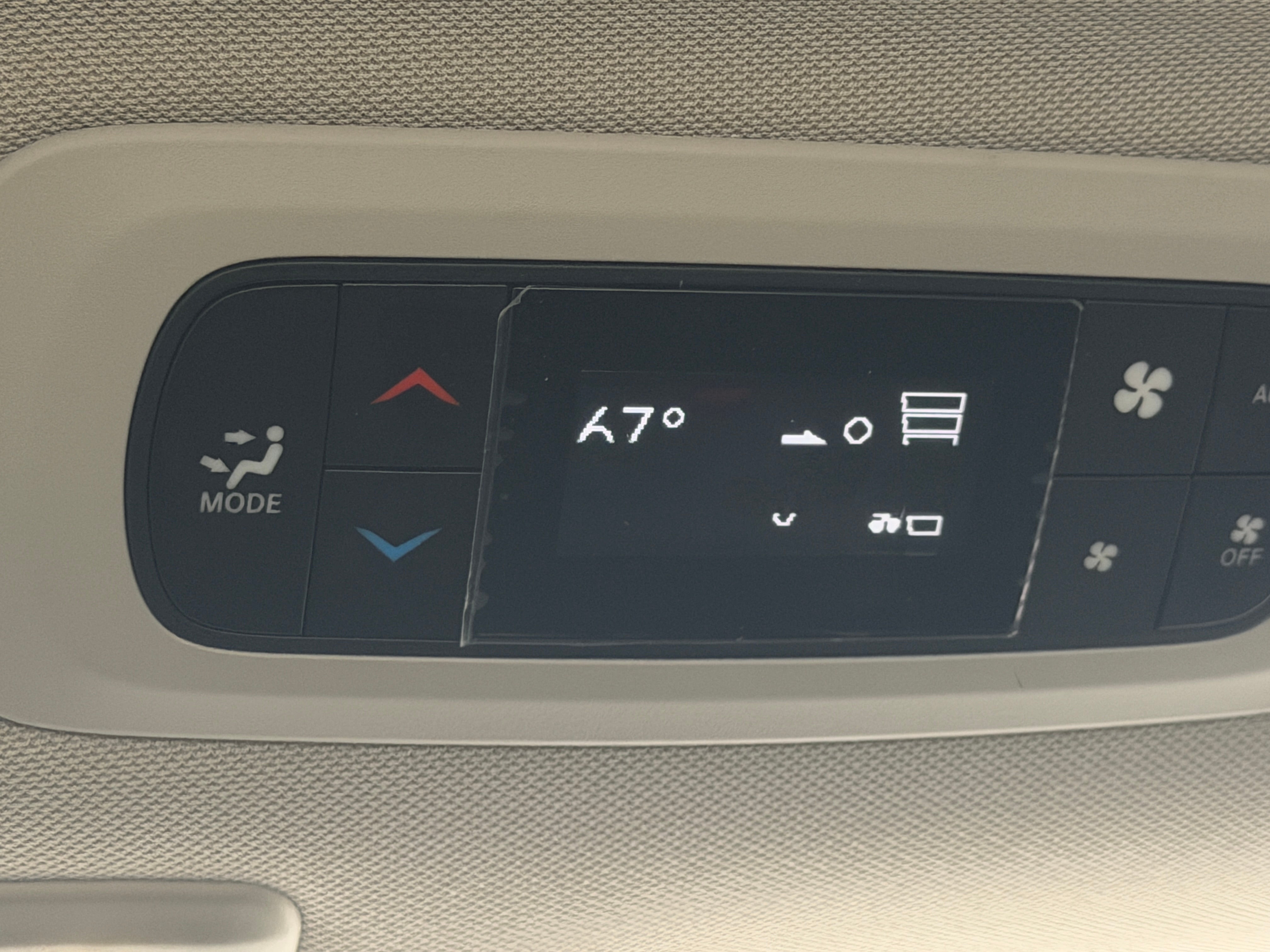 2019 Chrysler Pacifica Limited - Photo 6