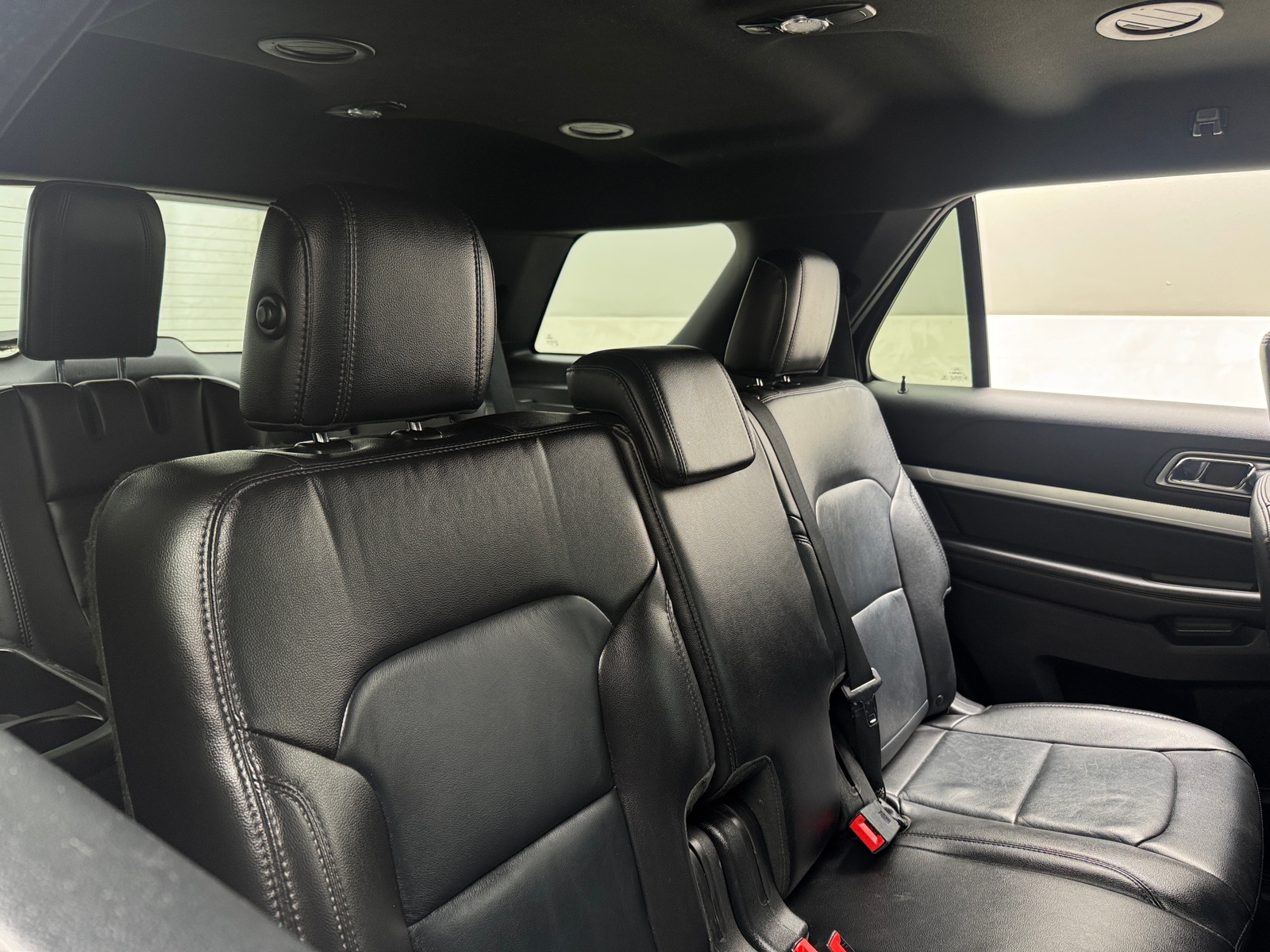 Thumbnail: 2017 Ford Explorer - 5