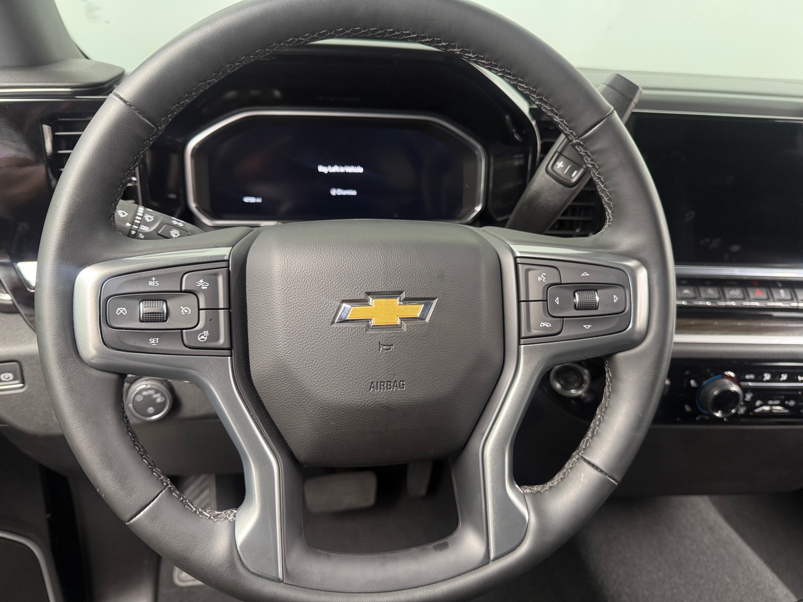 Thumbnail: 2026 Chevrolet Silverado 1500 - 5
