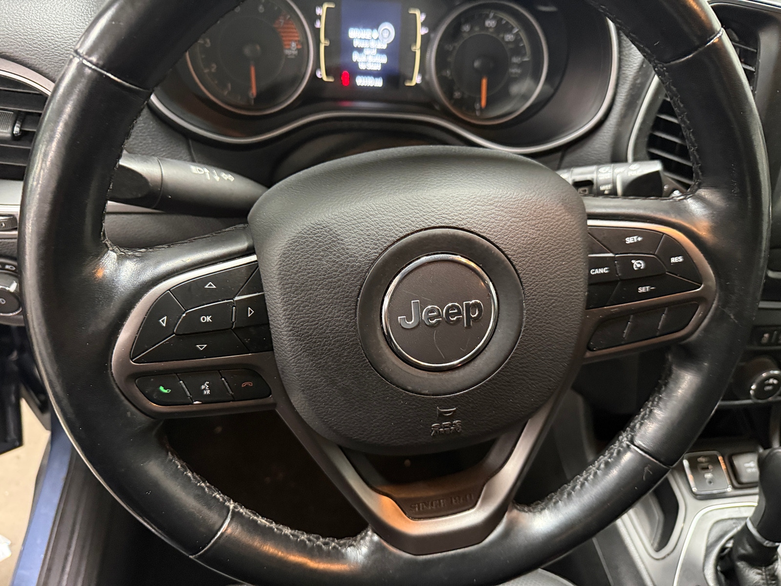 Thumbnail: 2021 Jeep Cherokee - 4