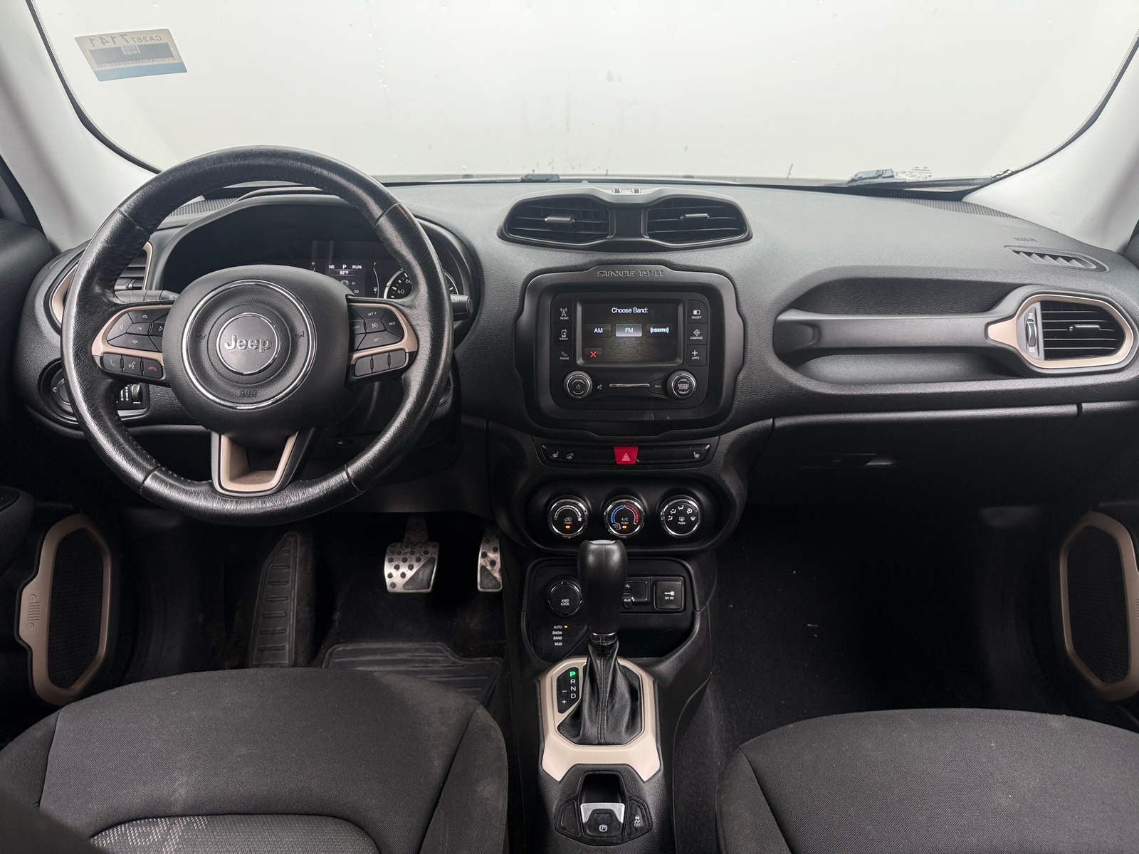 Thumbnail: 2016 Jeep Renegade - 3
