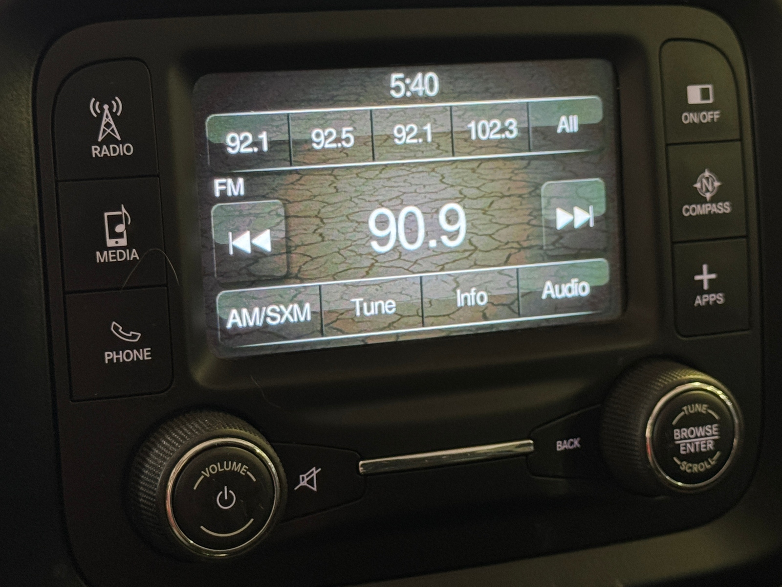 Thumbnail: 2016 Jeep Renegade - 4