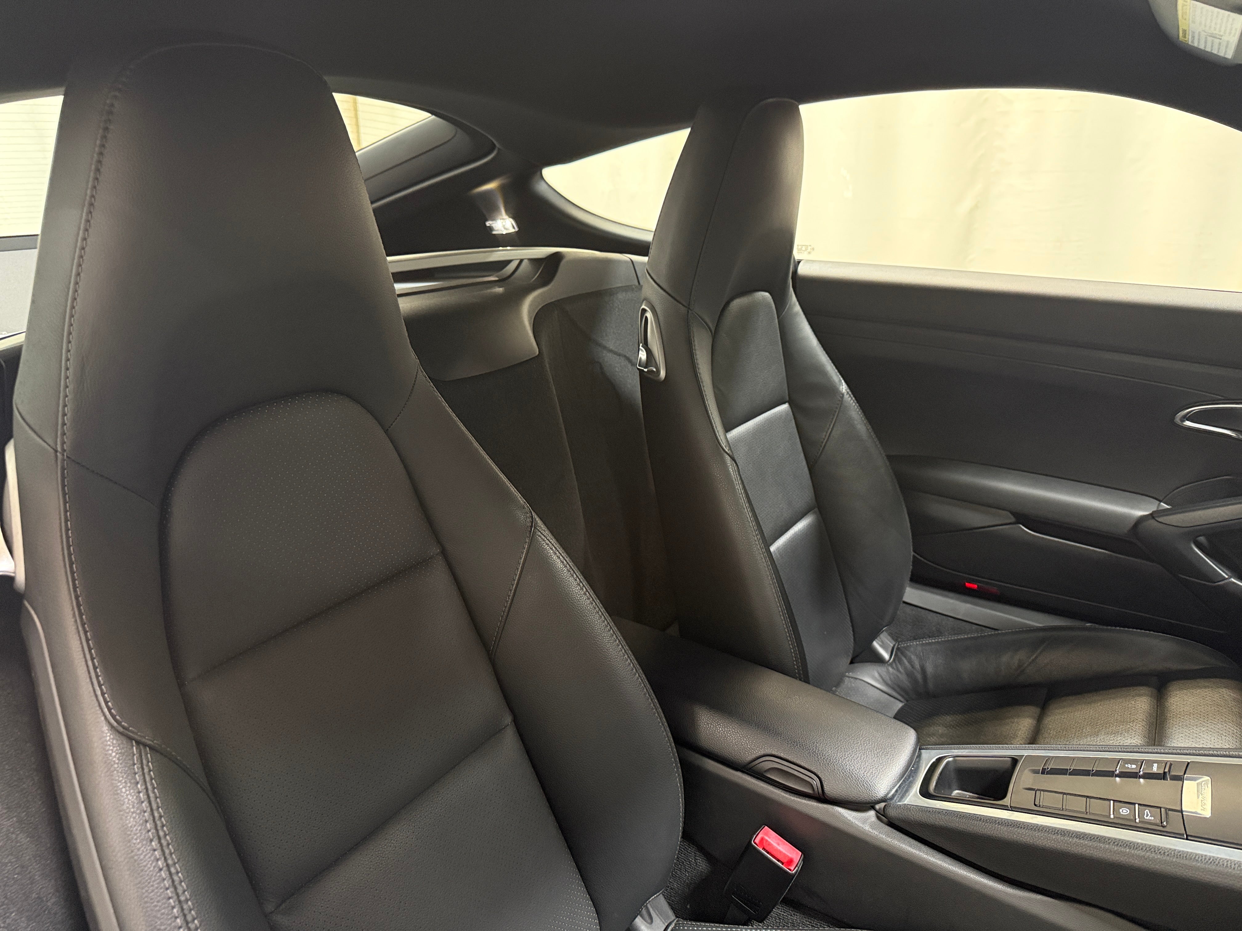 2014 Porsche Cayman