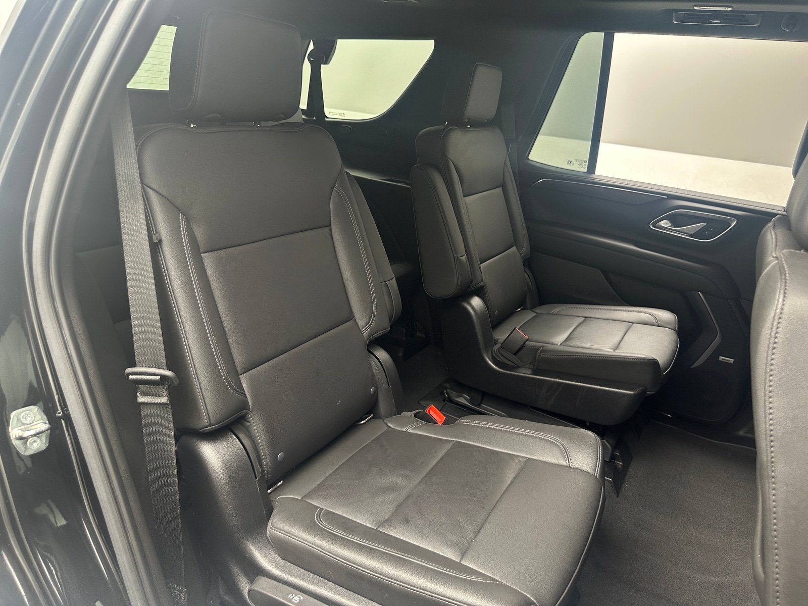 Thumbnail: 2022 Chevrolet Tahoe - 5