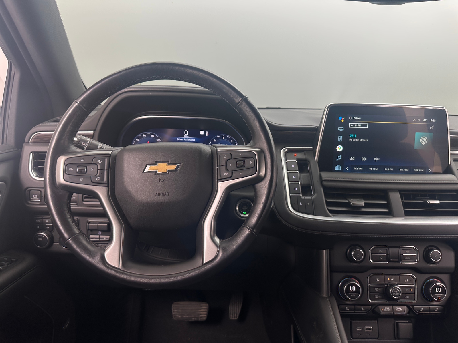 Thumbnail: 2022 Chevrolet Tahoe - 4