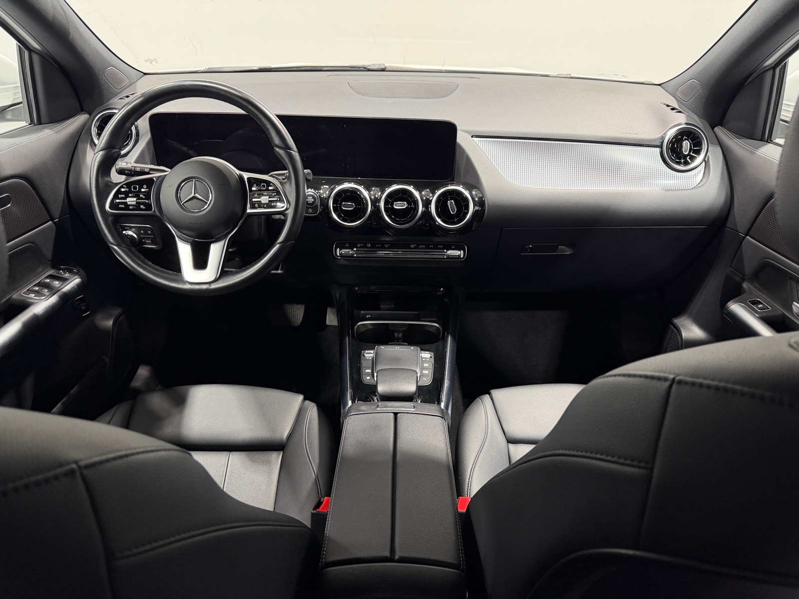 Thumbnail: 2023 Mercedes-Benz GLA - 2
