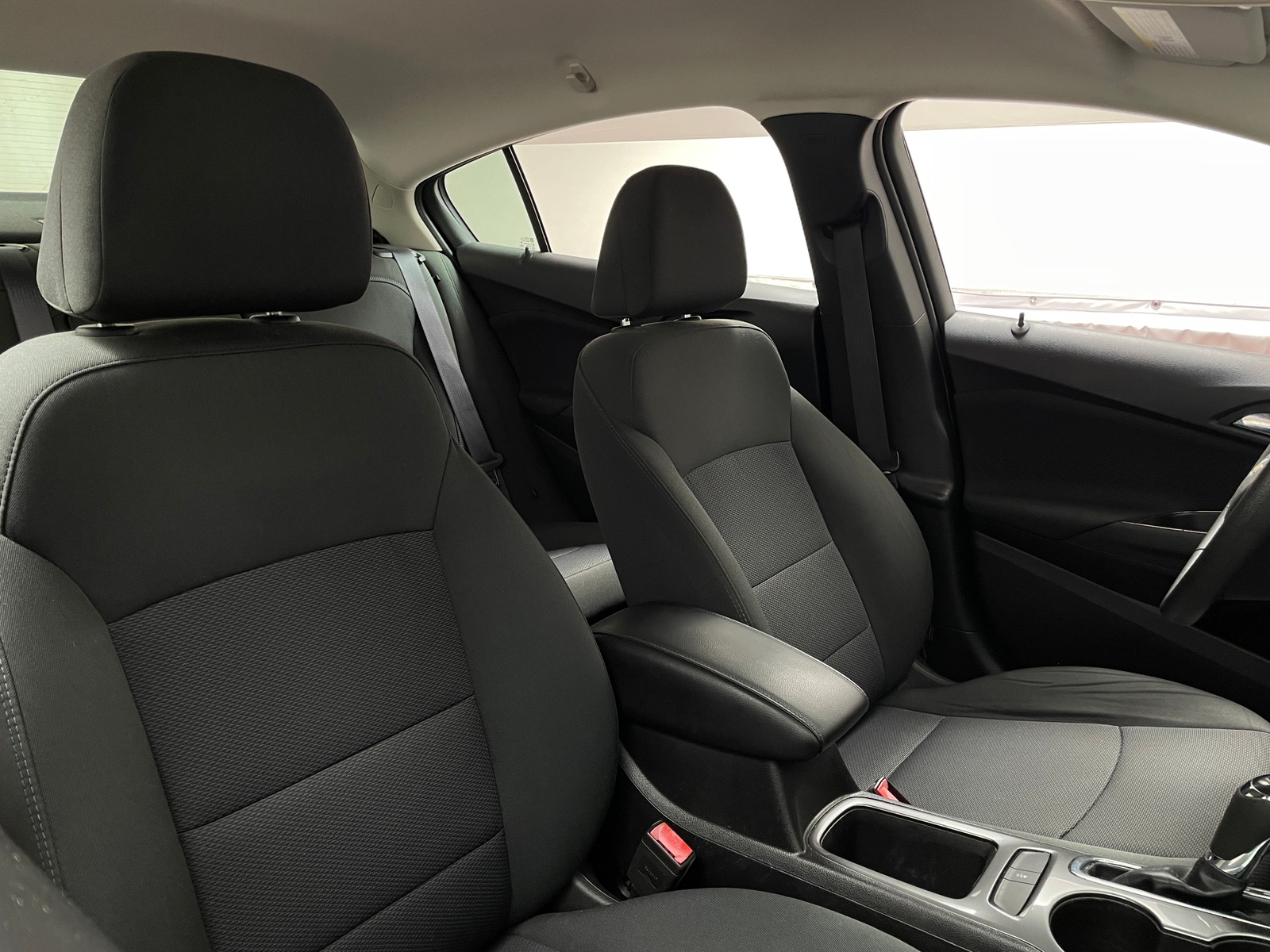 Thumbnail: 2017 Chevrolet Cruze - 2