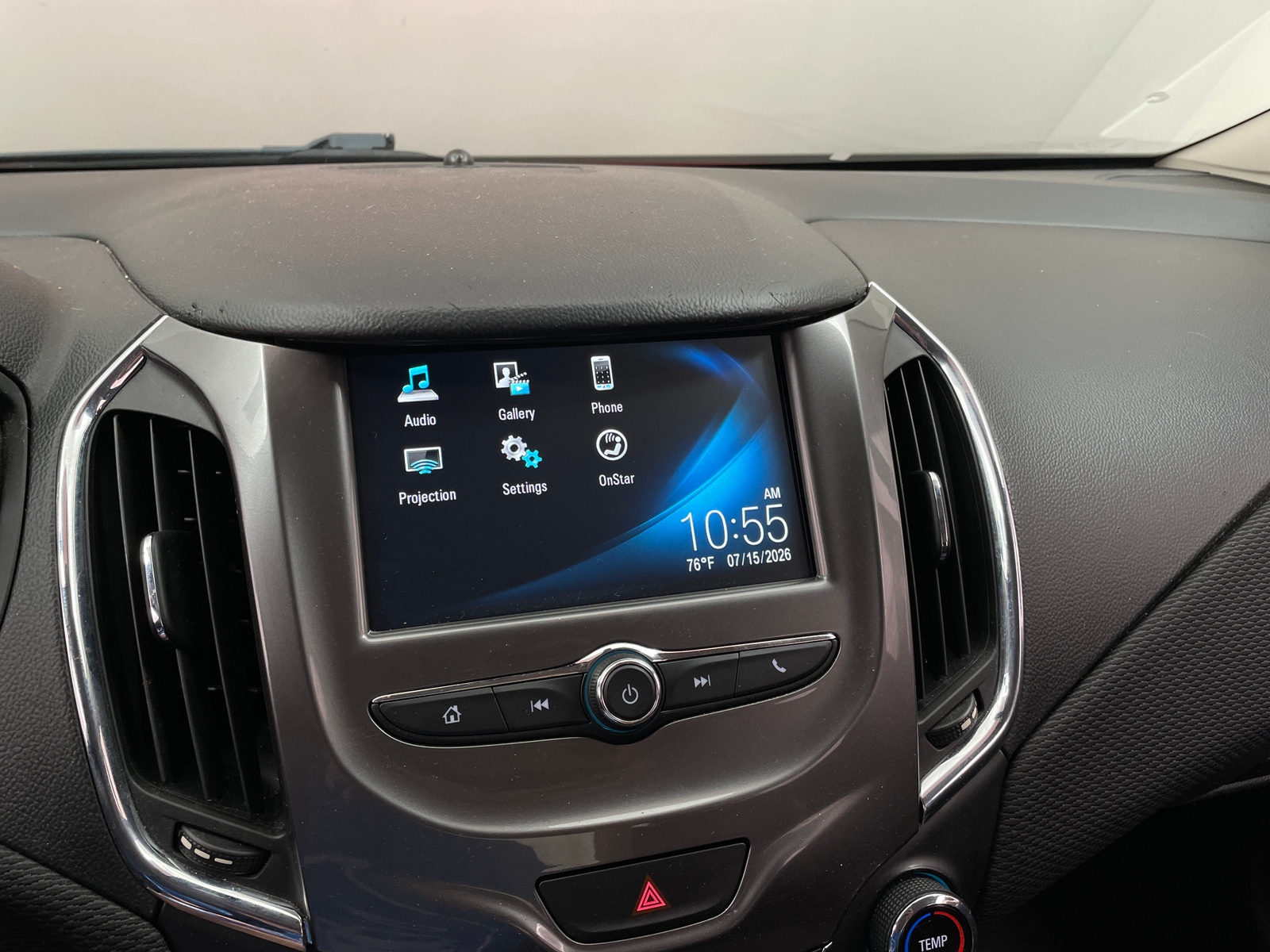 Thumbnail: 2017 Chevrolet Cruze - 4