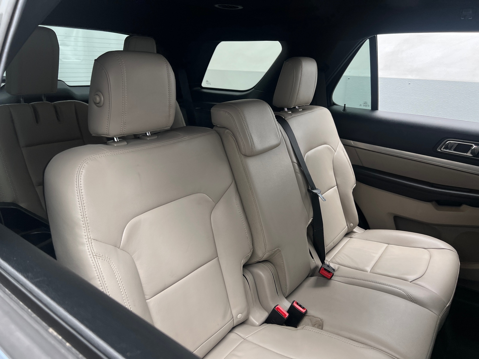 Thumbnail: 2018 Ford Explorer - 5