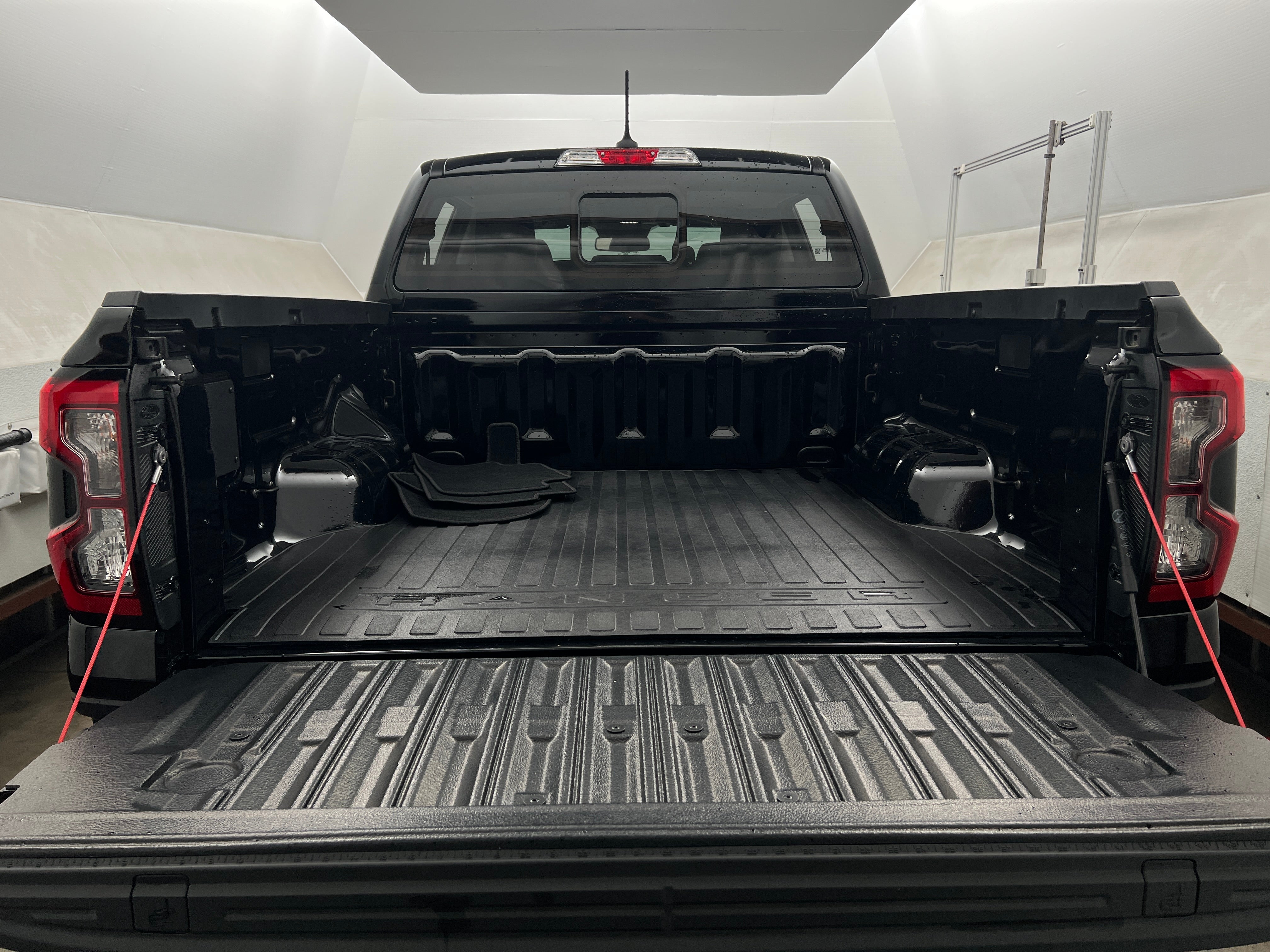 2025 Ford Ranger Lariat - Photo 9