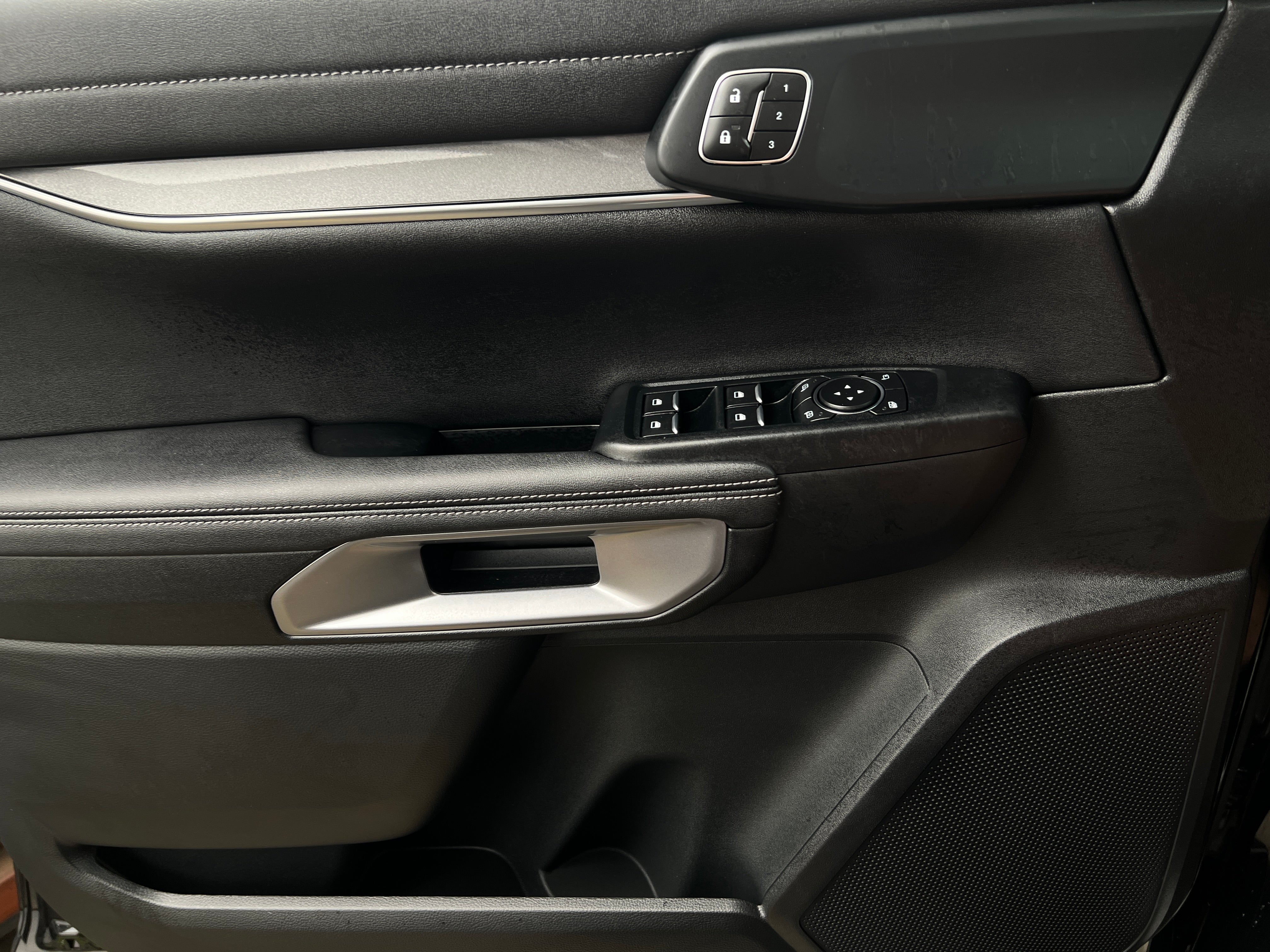 2025 Ford Ranger Lariat - Photo 8