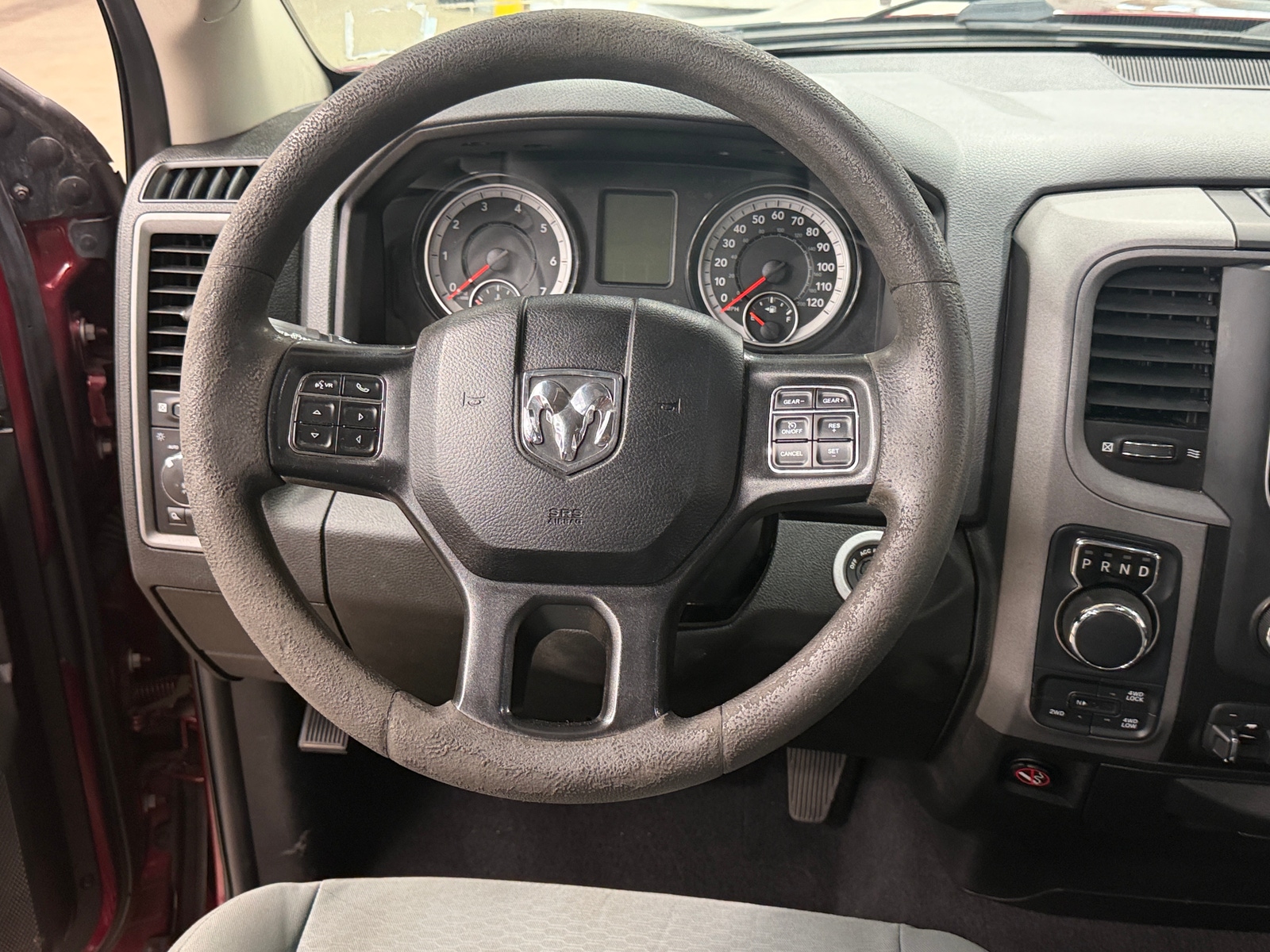 Thumbnail: 2019 RAM 1500 Classic - 4