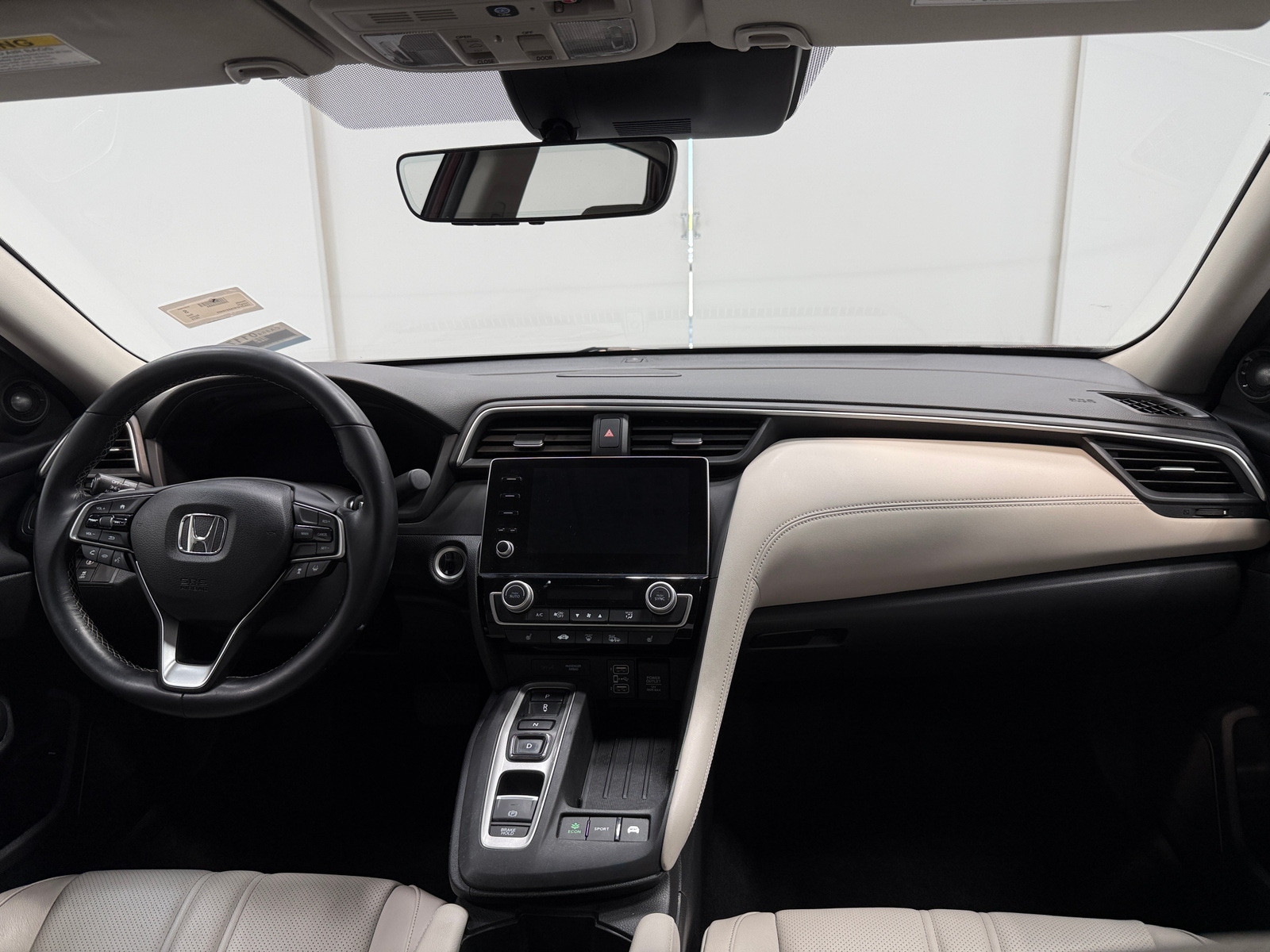 Thumbnail: 2019 Honda Insight - 2