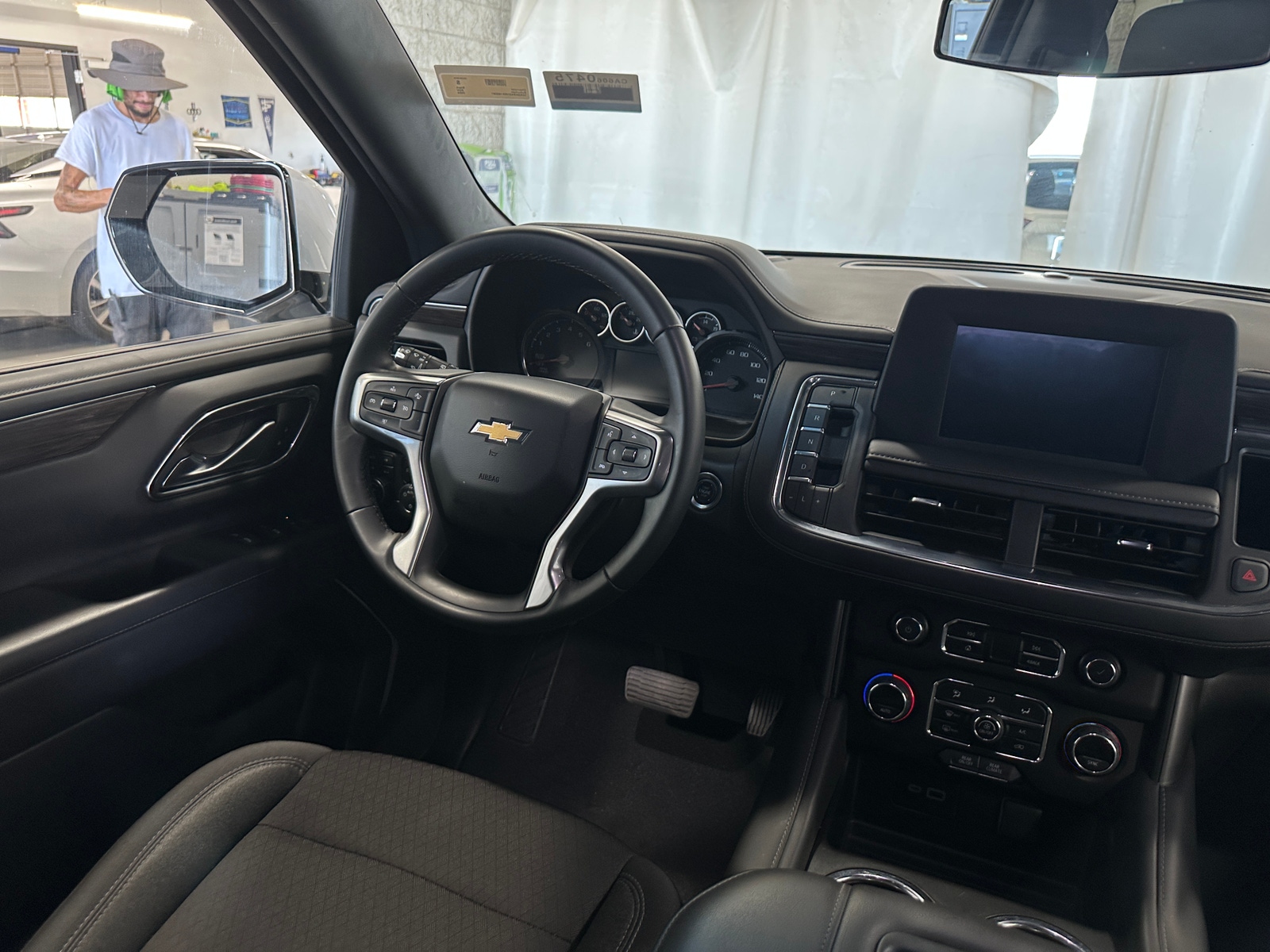 Thumbnail: 2024 Chevrolet Suburban - 5