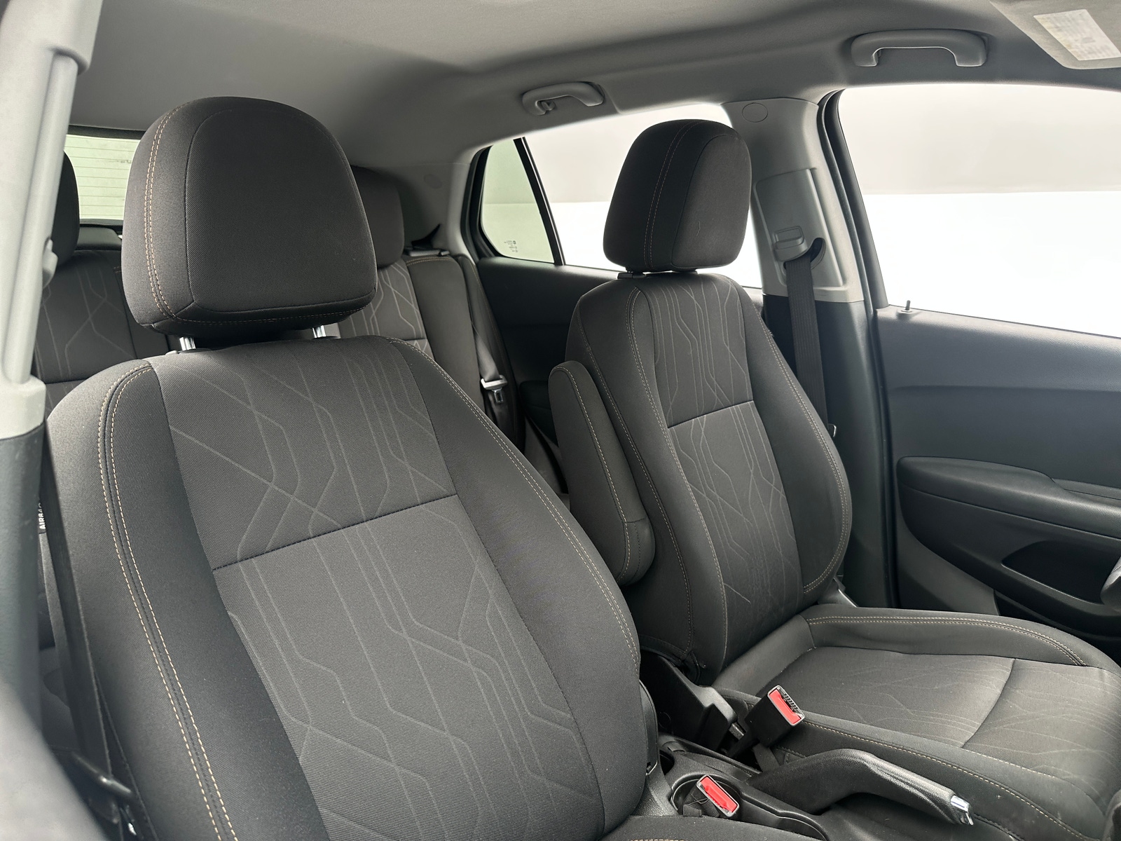 Thumbnail: 2020 Chevrolet Trax - 2