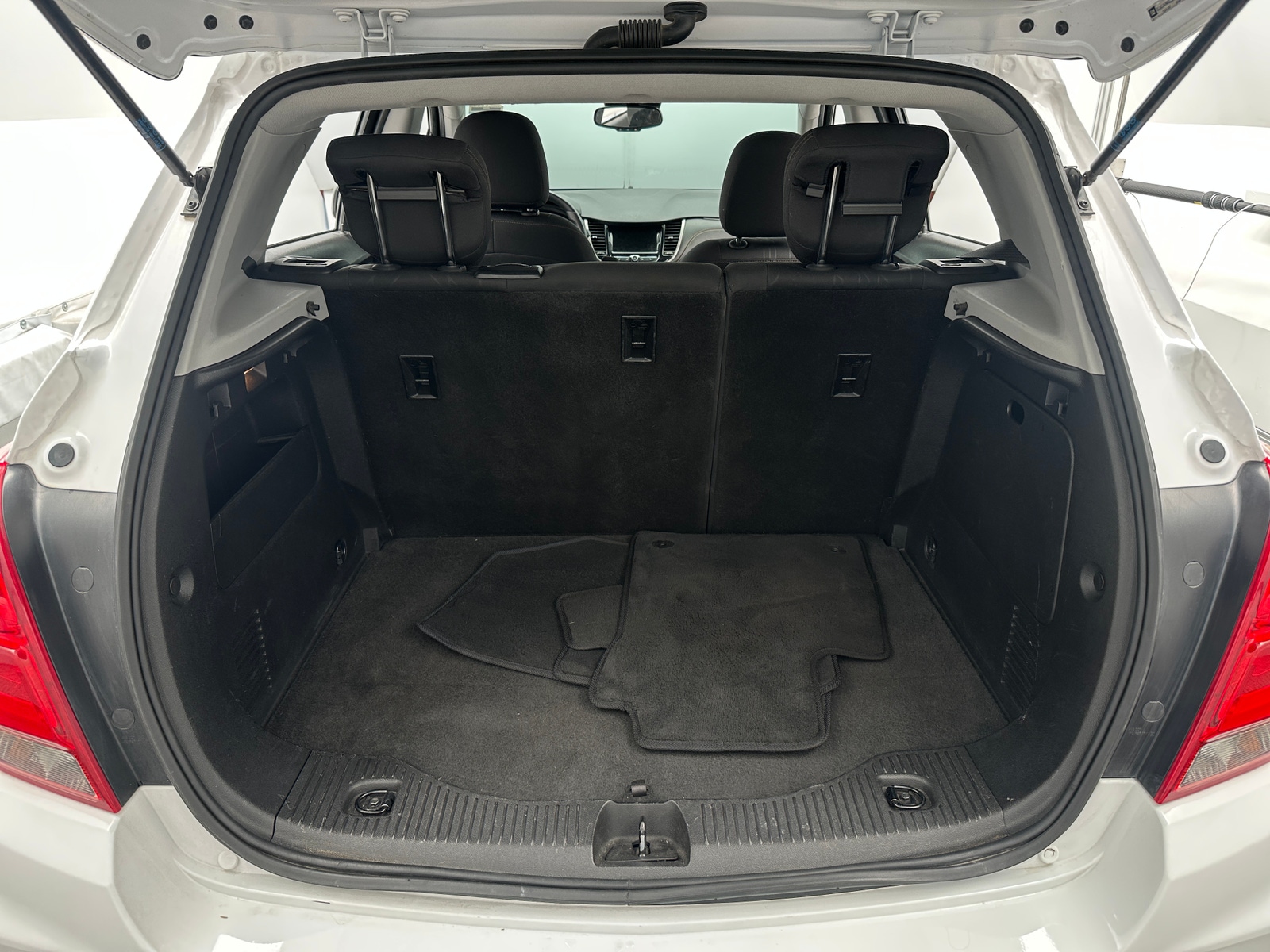 Thumbnail: 2020 Chevrolet Trax - 7
