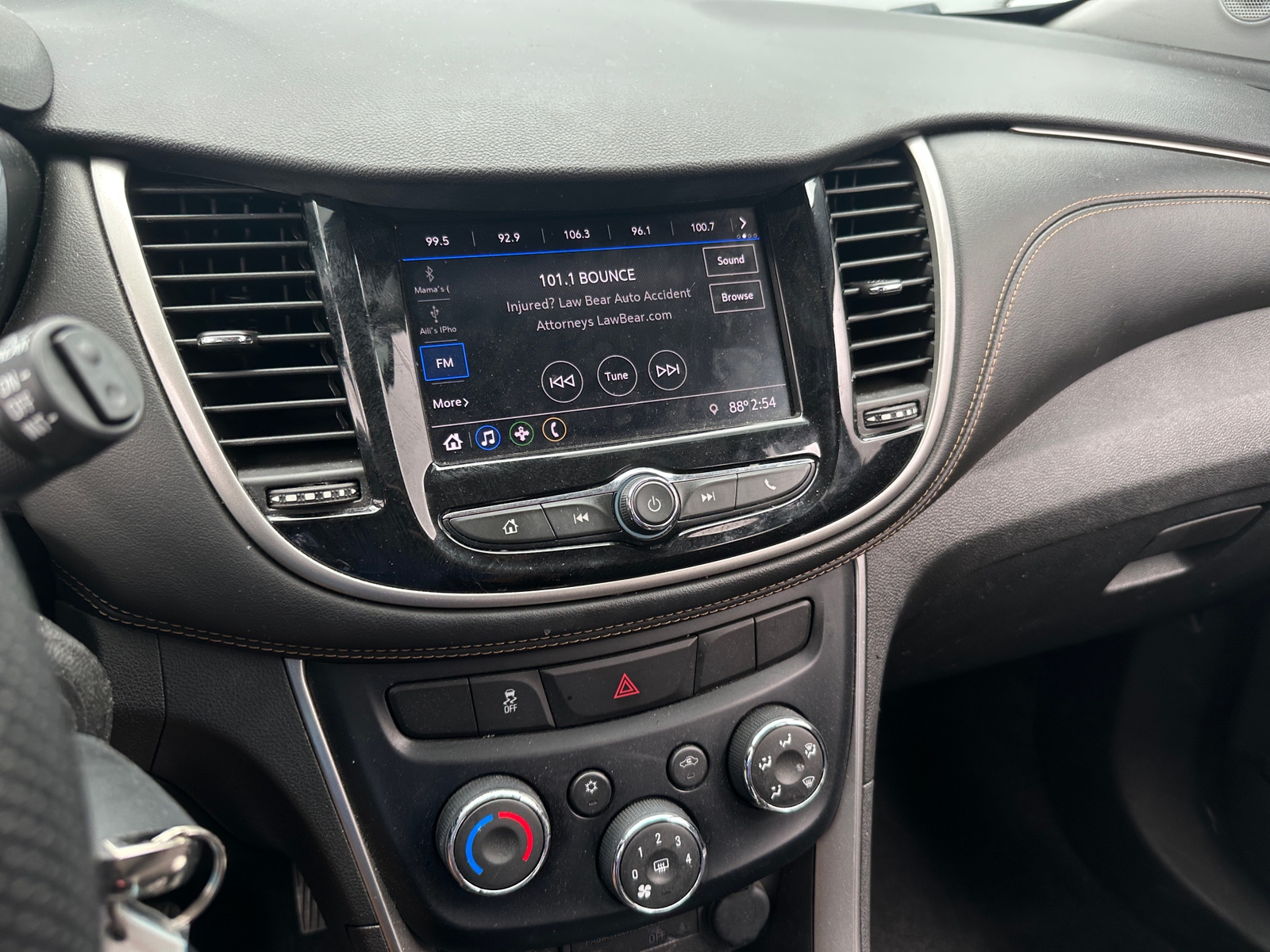Thumbnail: 2020 Chevrolet Trax - 4