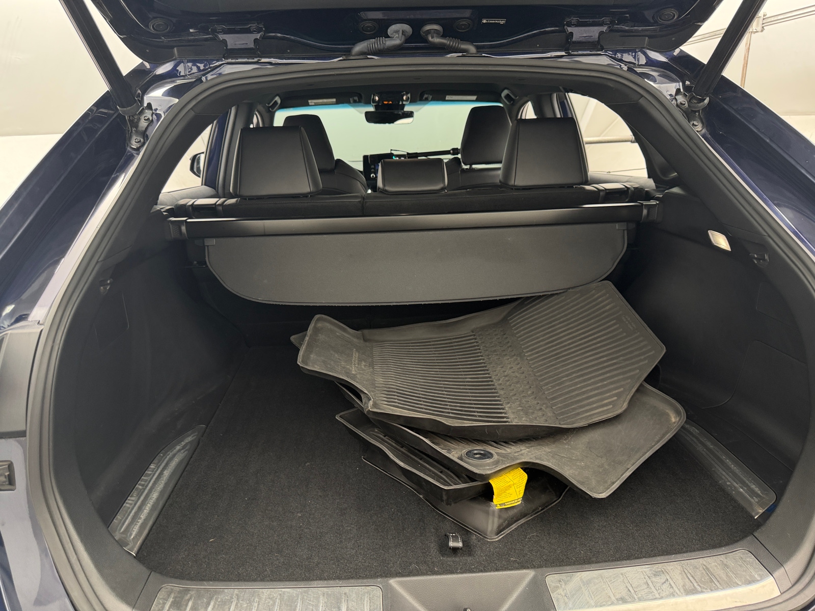 Thumbnail: 2021 Toyota Venza - 7