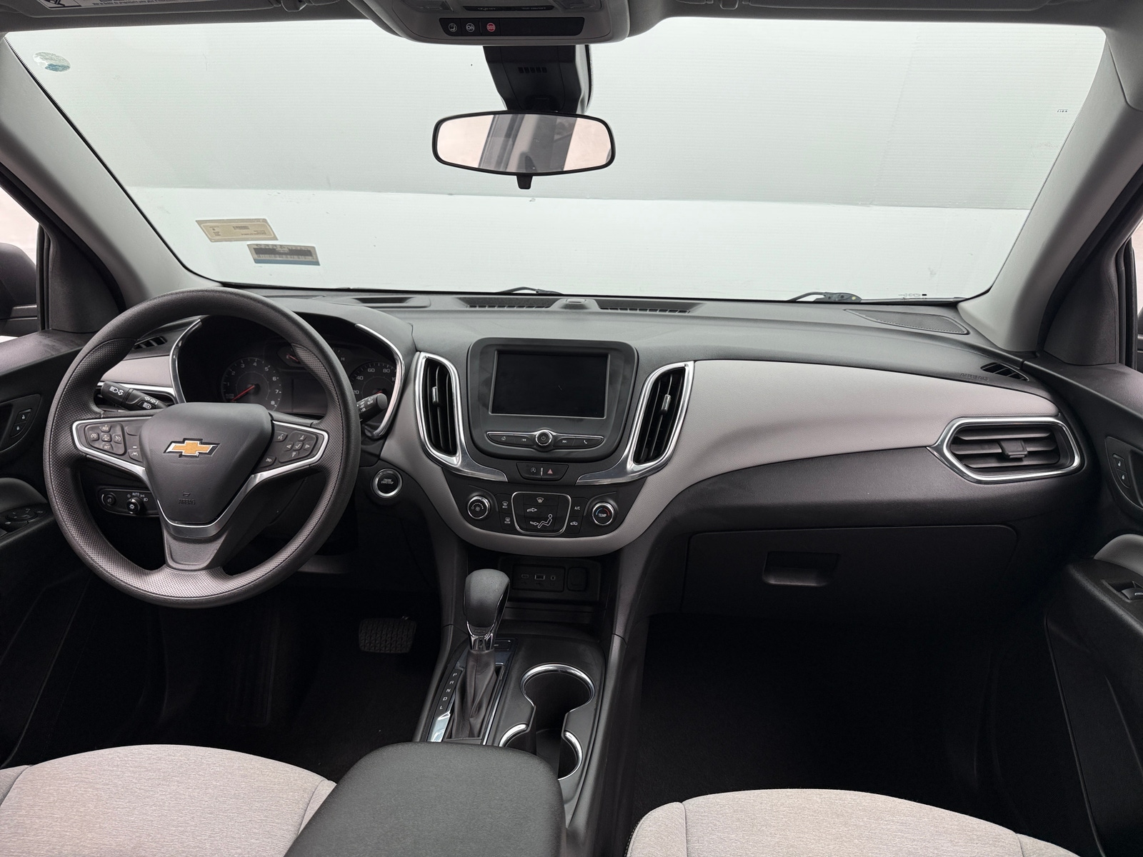 Thumbnail: 2023 Chevrolet Equinox - 3