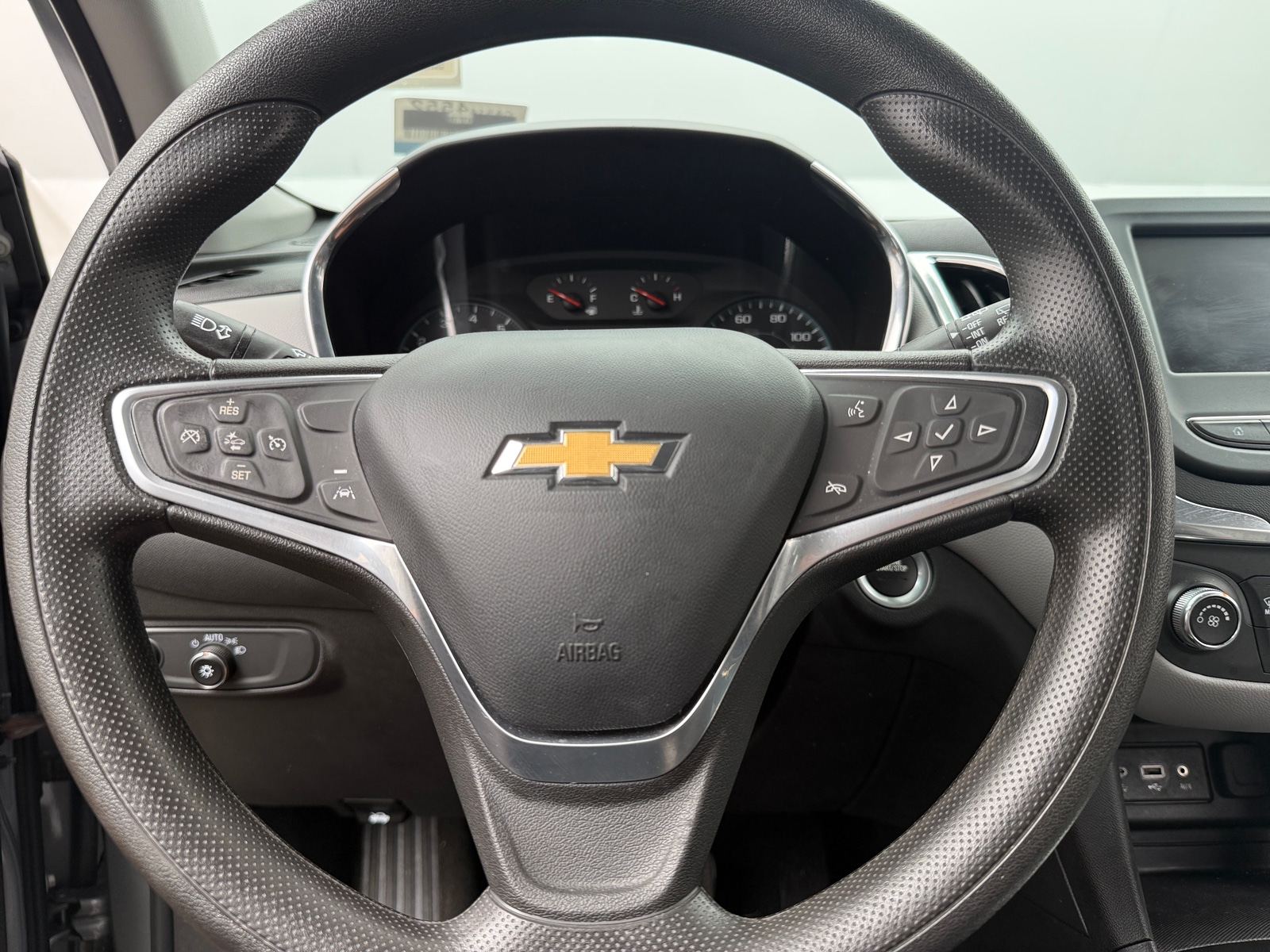 Thumbnail: 2023 Chevrolet Equinox - 5