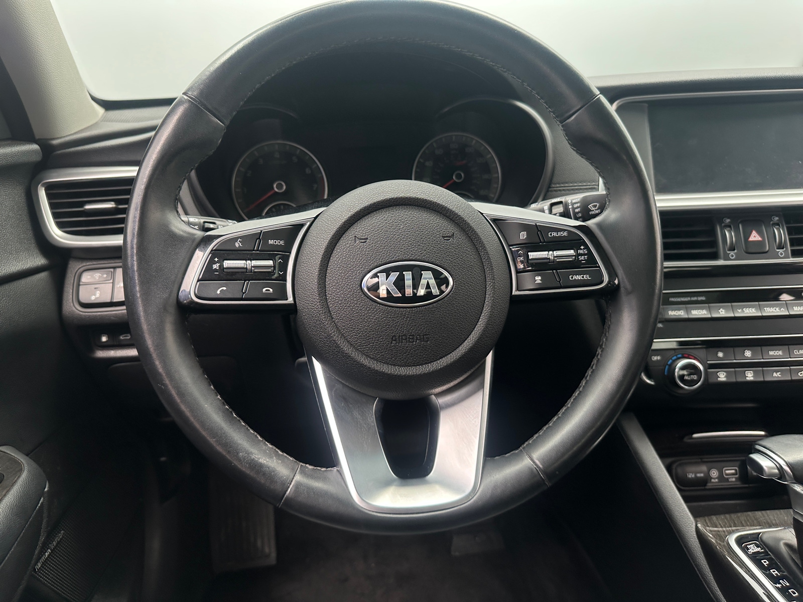 Thumbnail: 2019 Kia Optima - 4
