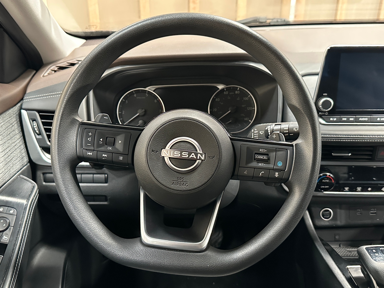 Thumbnail: 2023 Nissan Rogue - 5