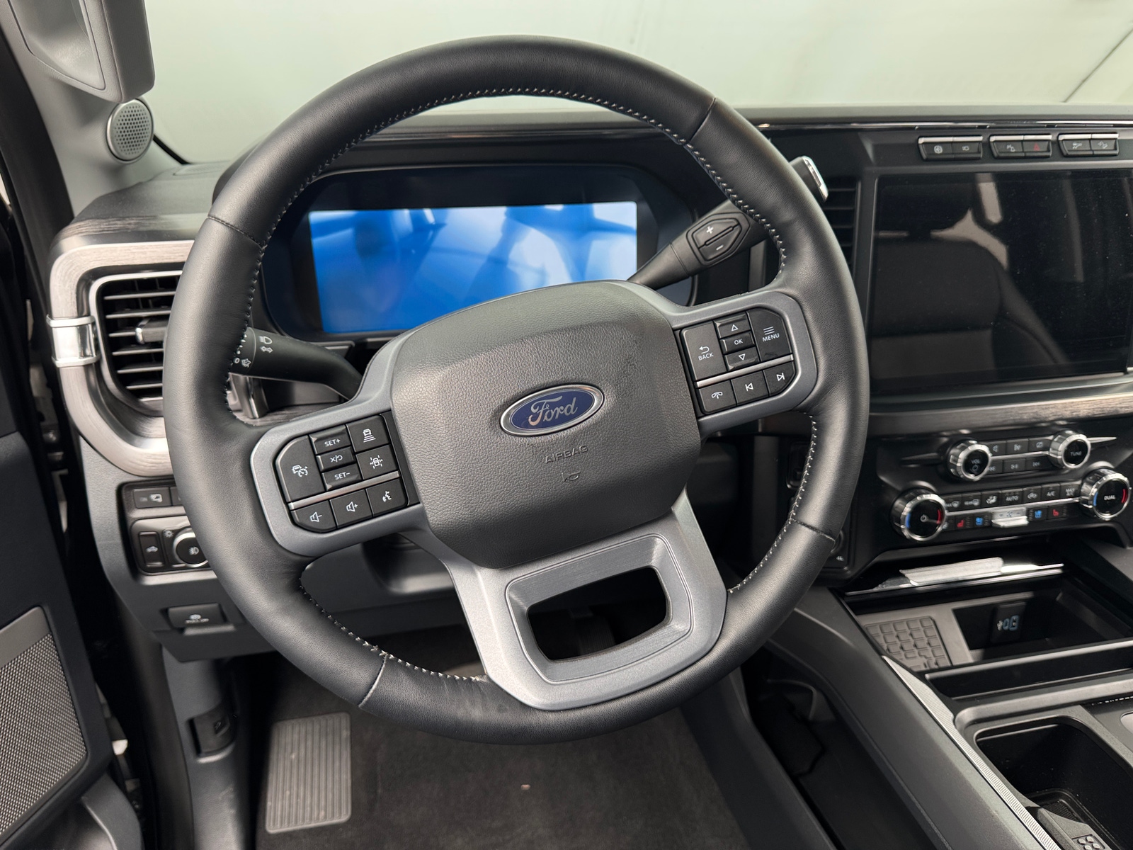 Thumbnail: 2024 Ford Econoline - 4