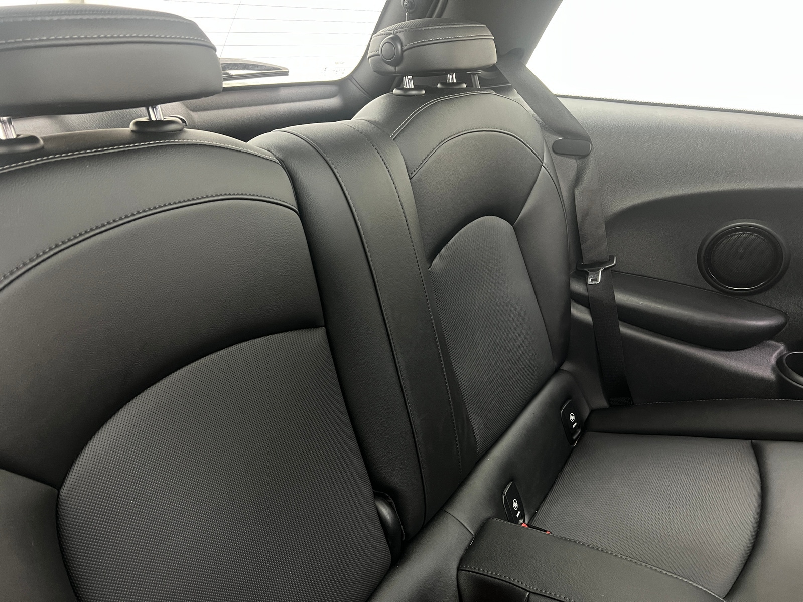 Thumbnail: 2019 MINI Cooper Hardtop - 5