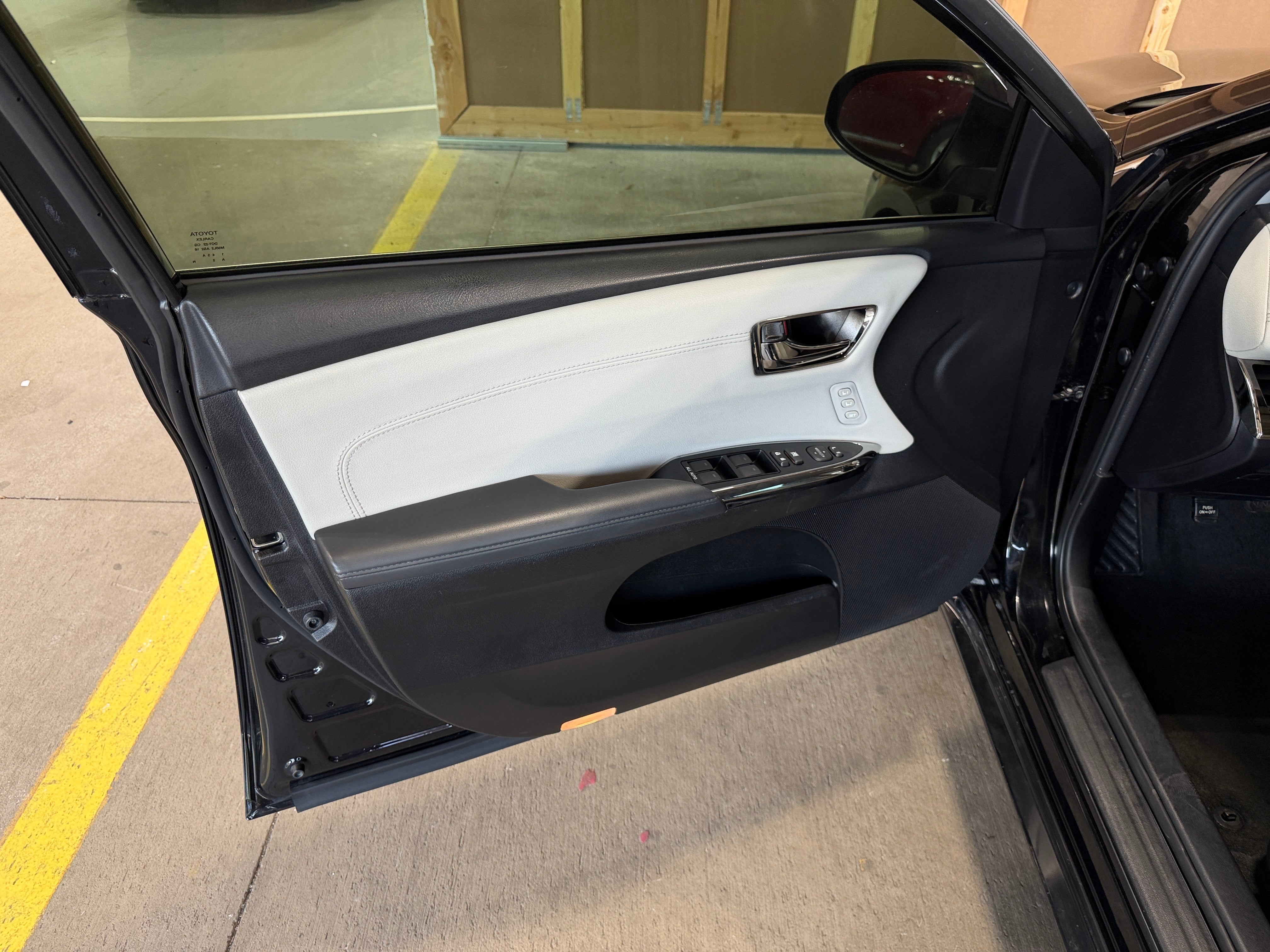 2017 Toyota Avalon XLE Premium - Photo 3
