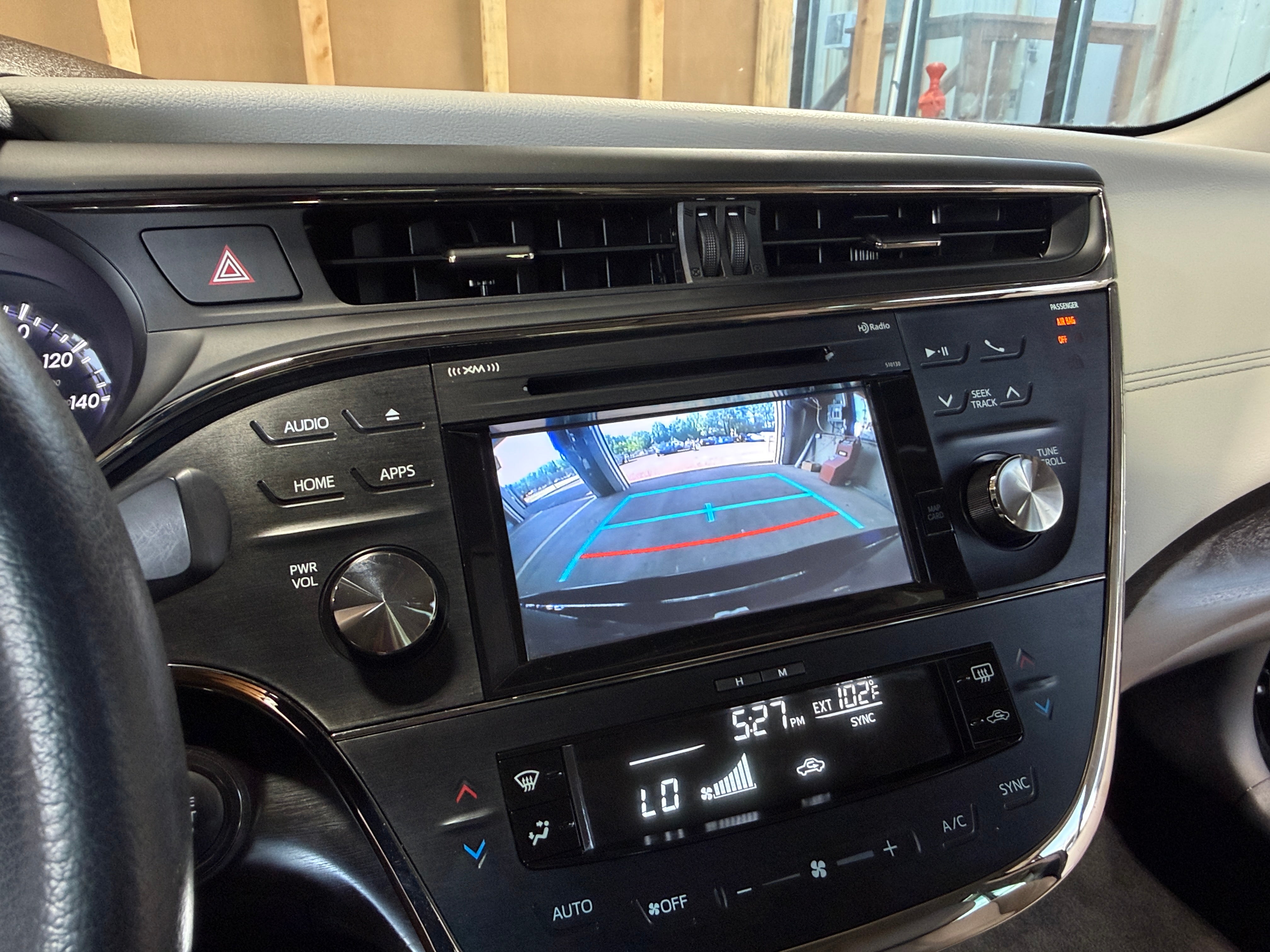 2017 Toyota Avalon XLE Premium - Photo 17