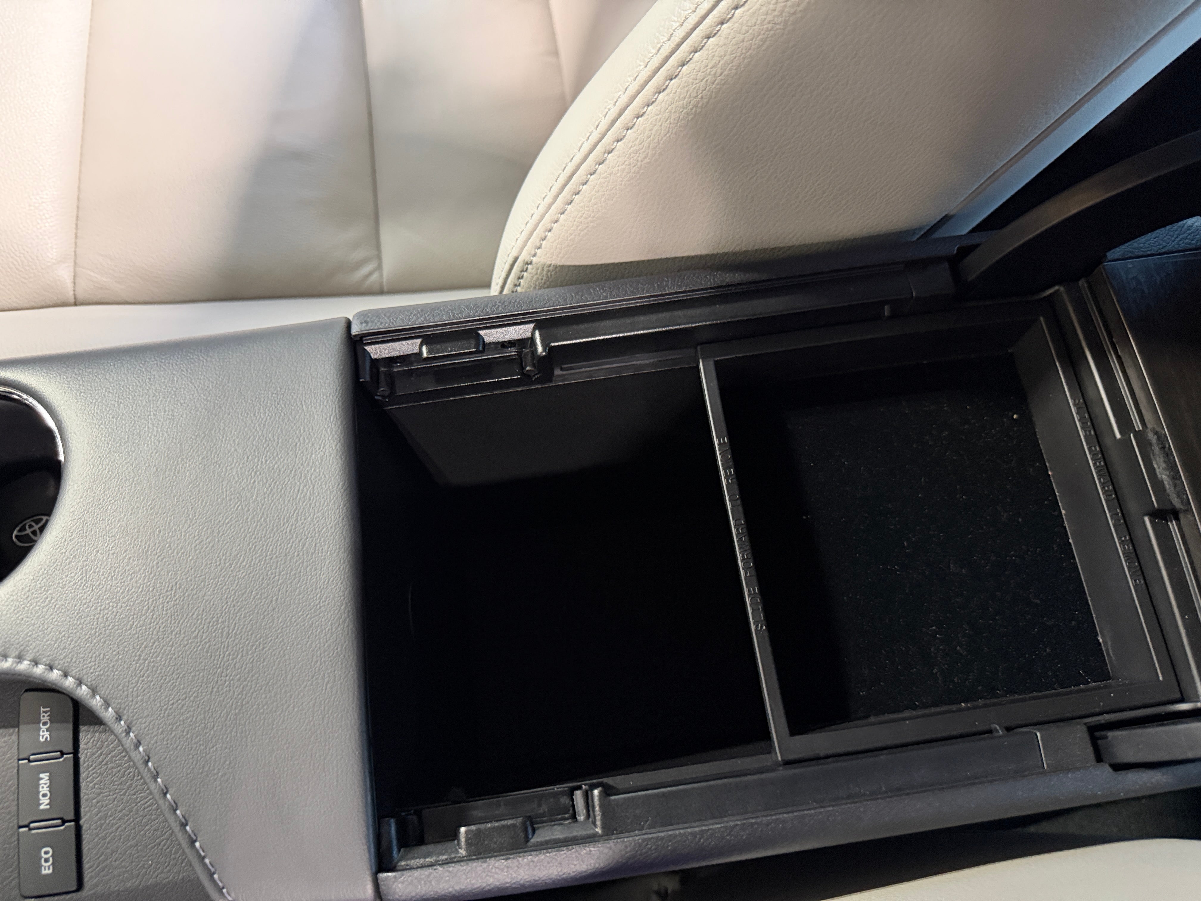 2017 Toyota Avalon XLE Premium - Photo 18