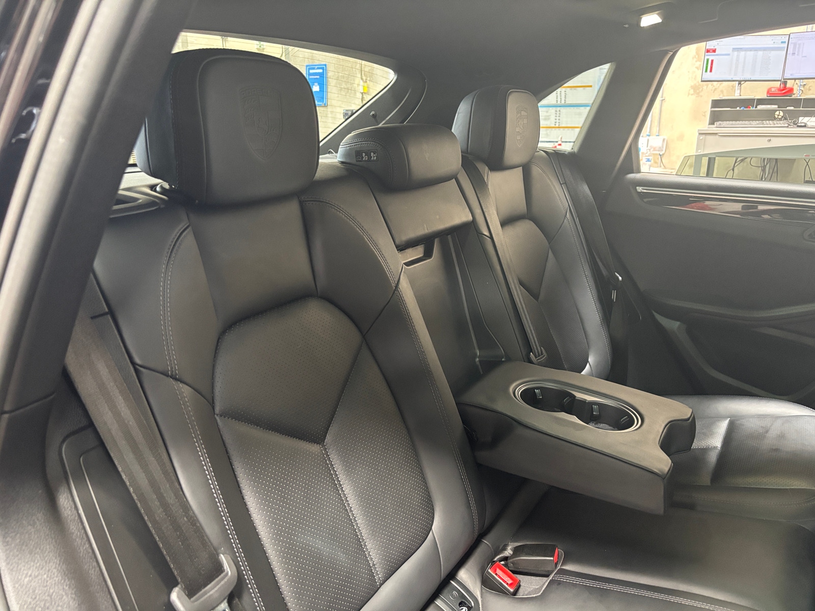 Thumbnail: 2019 Porsche Macan - 5