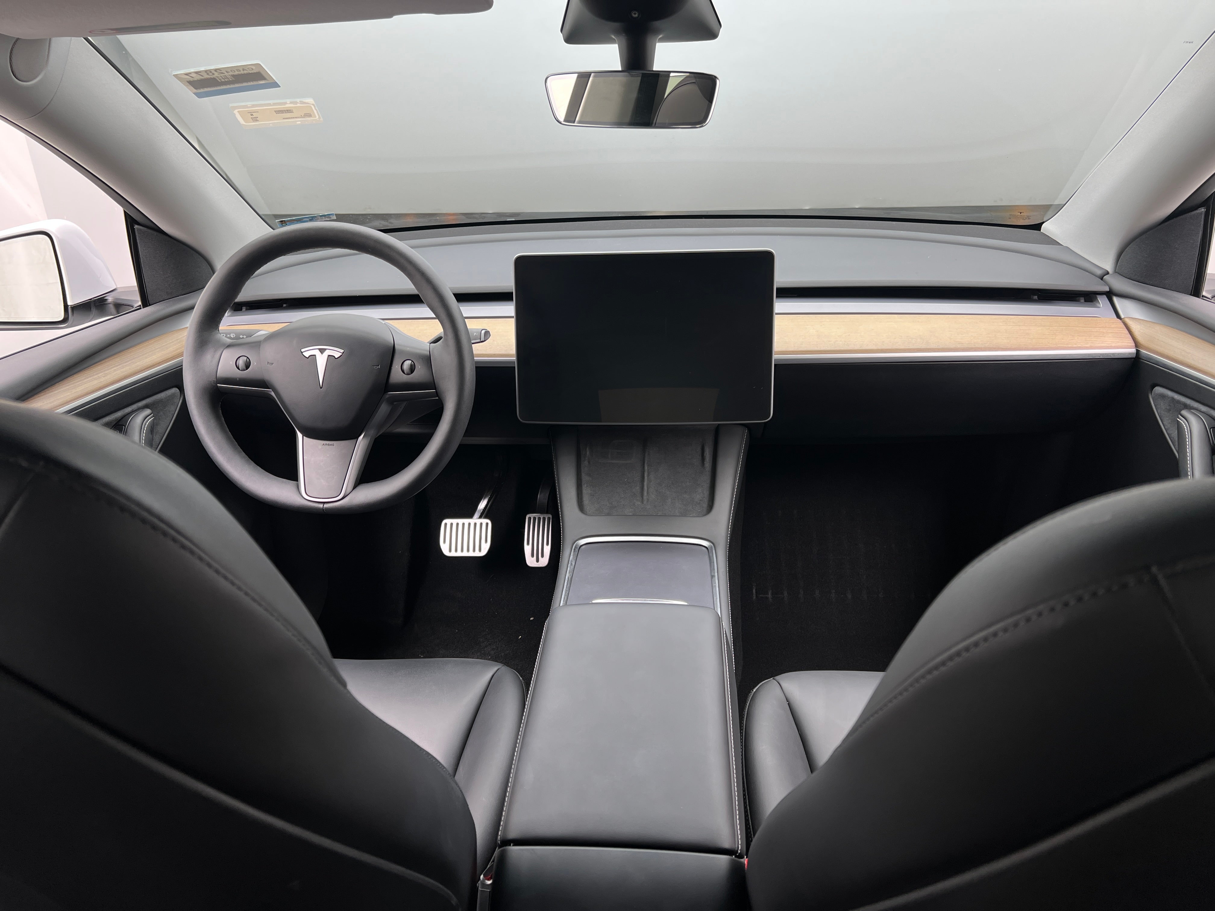 Used 2023 Tesla Model Y Long Range with VIN 7SAYGDEE5PA035025 for sale in Oak Creek, WI