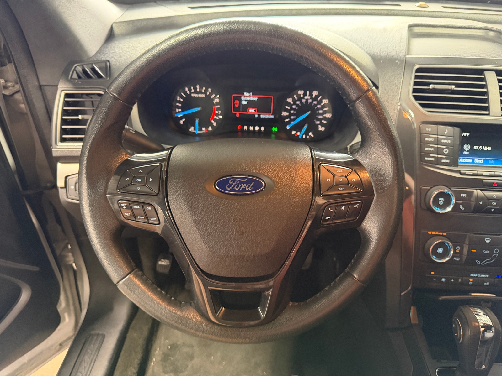 Thumbnail: 2018 Ford Explorer - 5