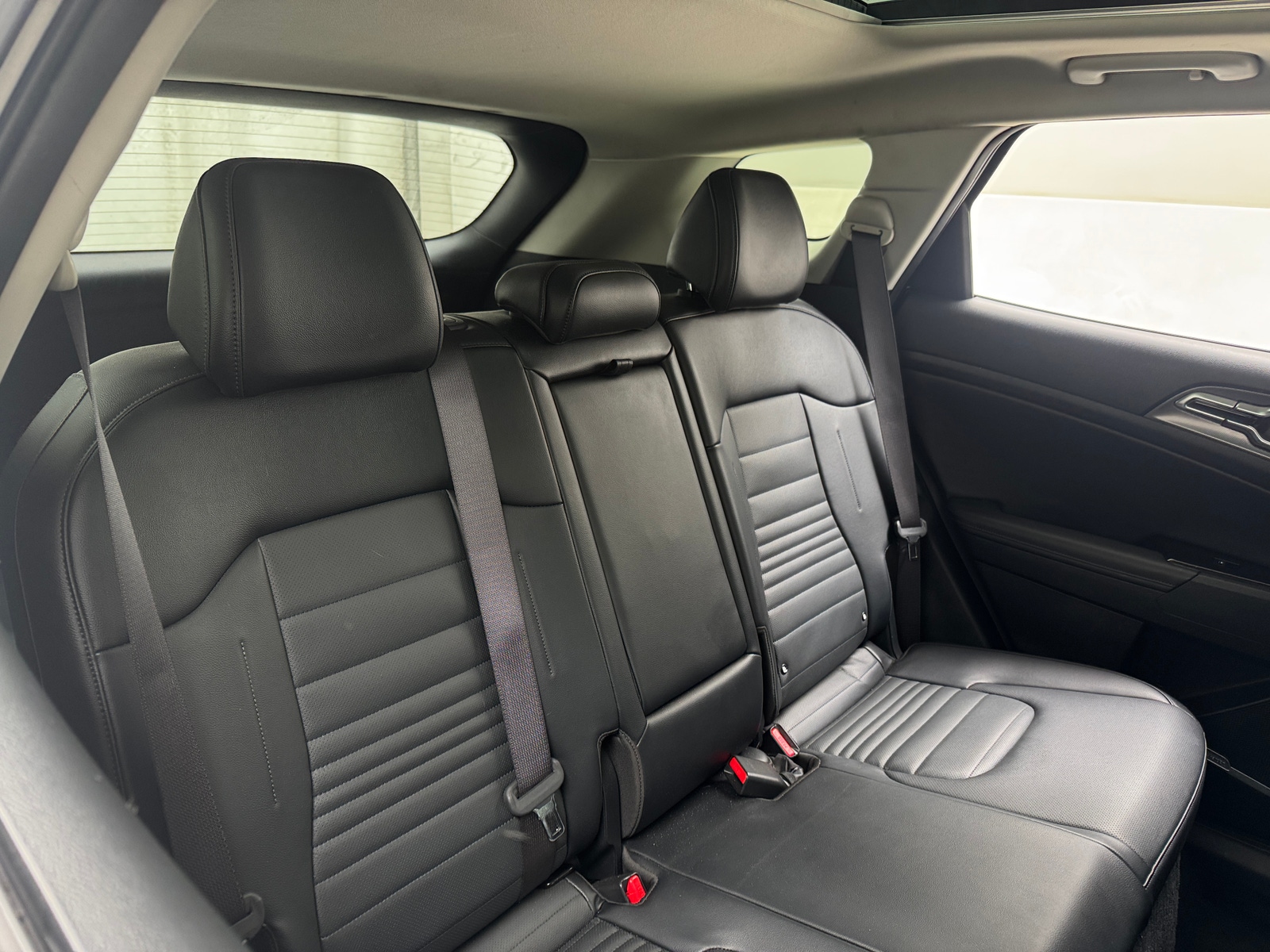 Thumbnail: 2023 Kia Sportage - 5