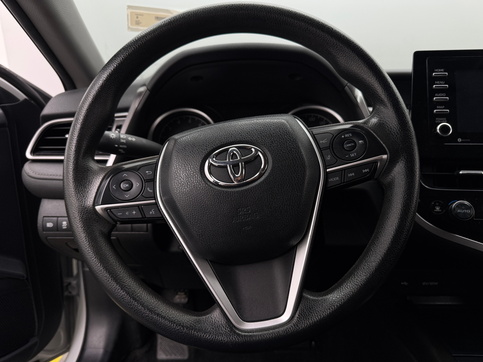 Thumbnail: 2022 Toyota Camry - 5