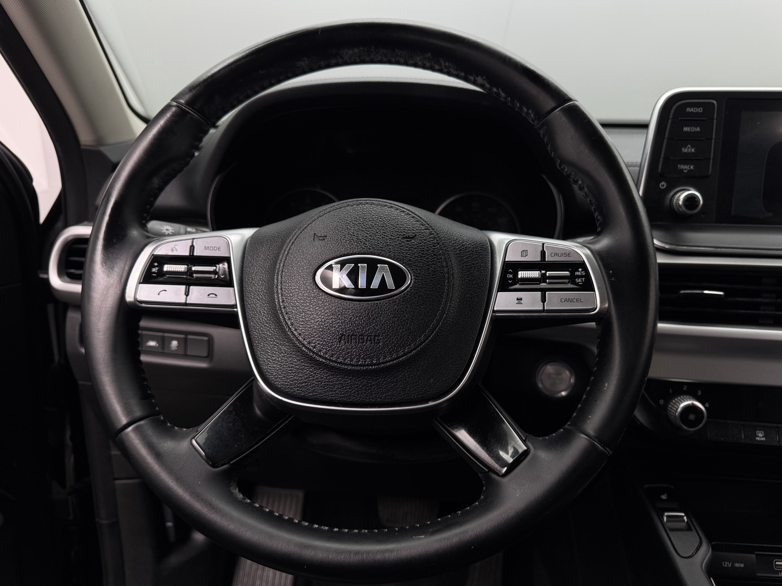 Thumbnail: 2020 Kia Telluride - 4
