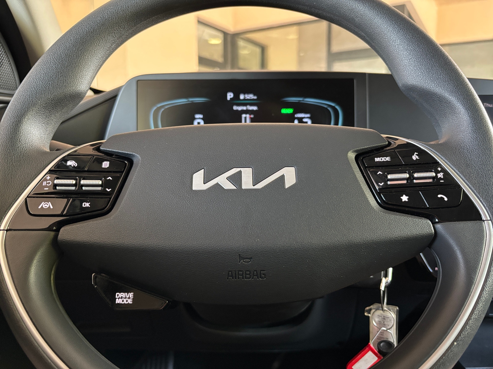 Thumbnail: 2026 Kia Niro - 4