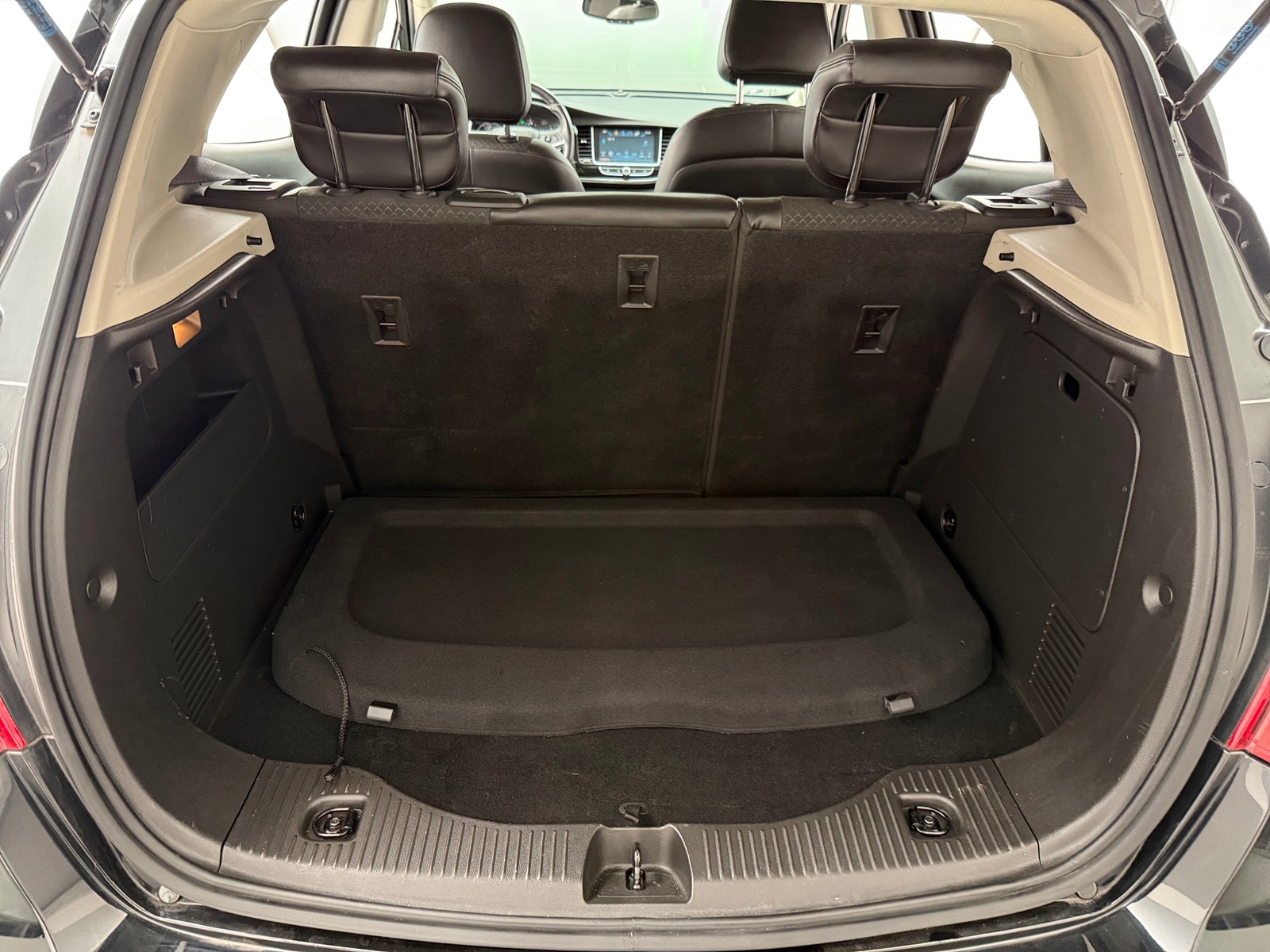 Thumbnail: 2019 Buick Encore - 6