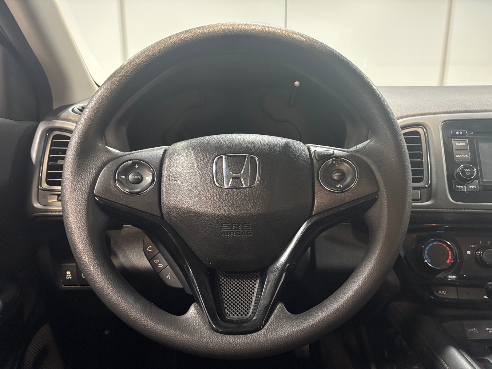 Thumbnail: 2017 Honda HR-V - 5