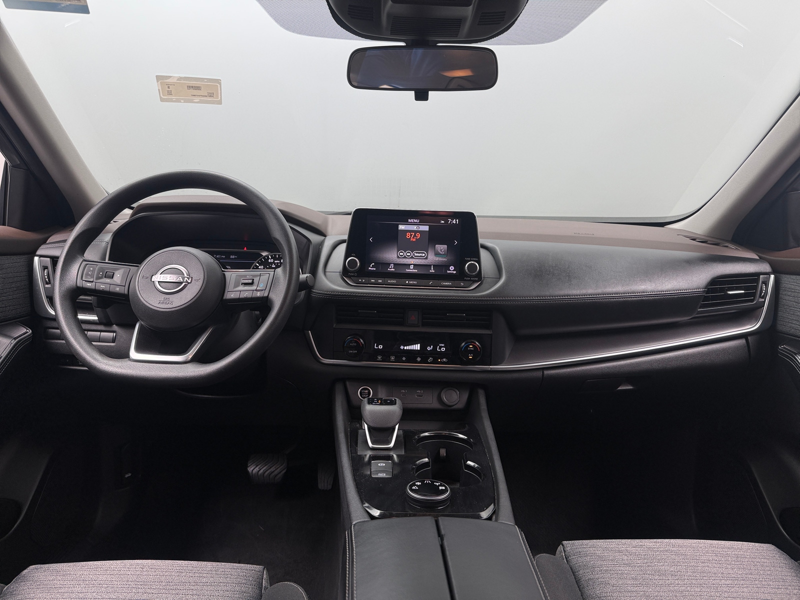 Thumbnail: 2023 Nissan Rogue - 3