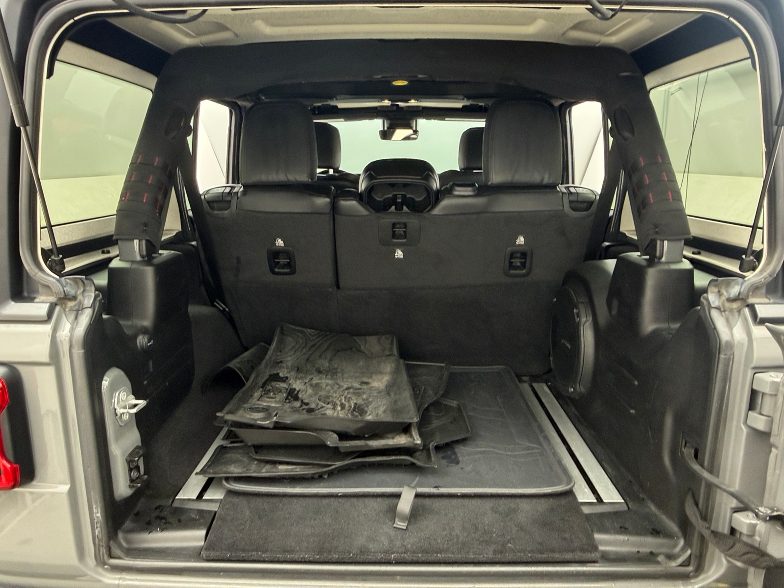 Thumbnail: 2019 Jeep Wrangler - 6
