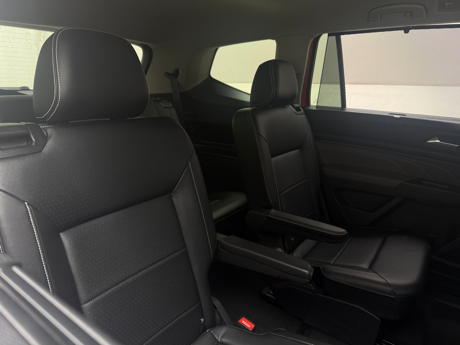 Thumbnail: 2022 Volkswagen Atlas - 5