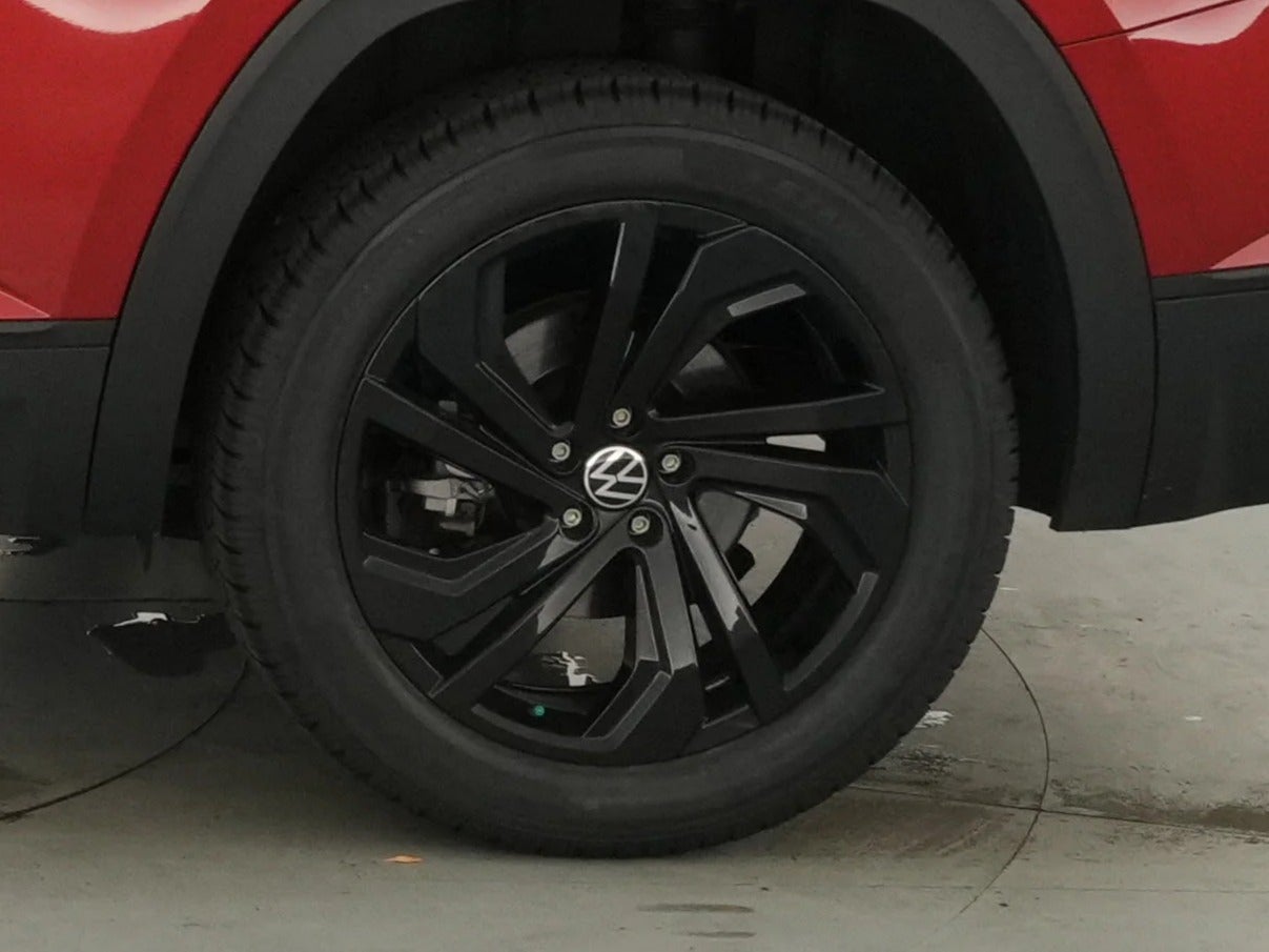 2022 Volkswagen Atlas SE w/Tech - Photo 12
