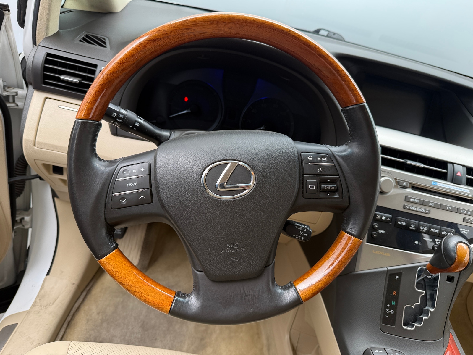 Thumbnail: 2011 Lexus RX - 5