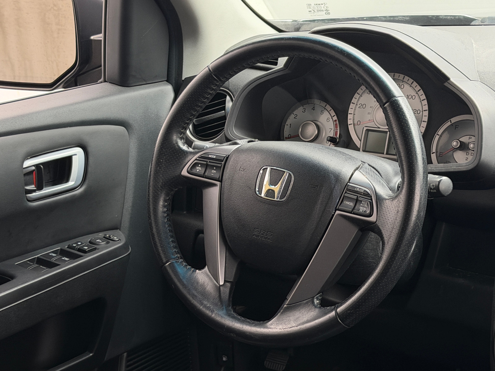 Thumbnail: 2011 Honda Pilot - 4