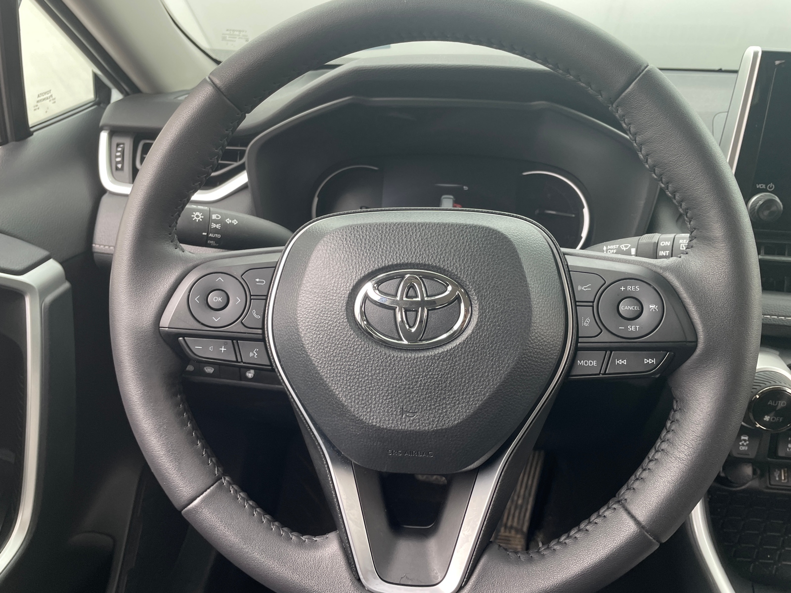 Thumbnail: 2024 Toyota RAV4 - 5