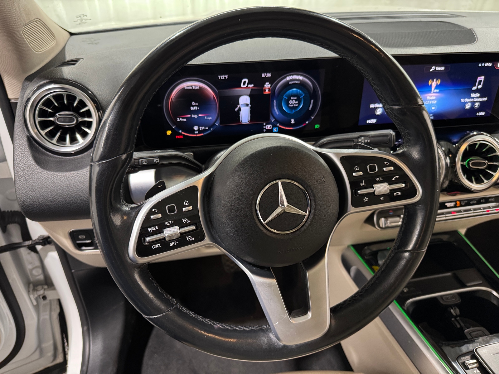 Thumbnail: 2023 Mercedes-Benz GLB - 4