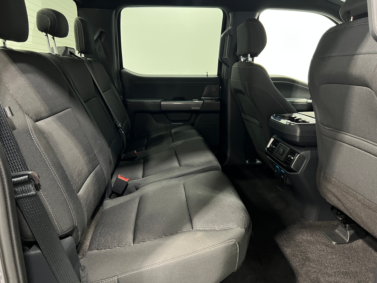 Thumbnail: 2021 Ford Econoline - 6