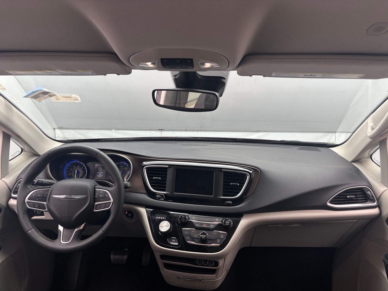 Thumbnail: 2023 Chrysler Voyager - 3